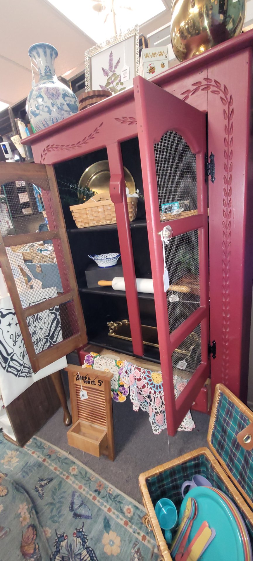 Old Time Finds Mercantile LLC, Flea Markets in High Ridge, MO - photo 1