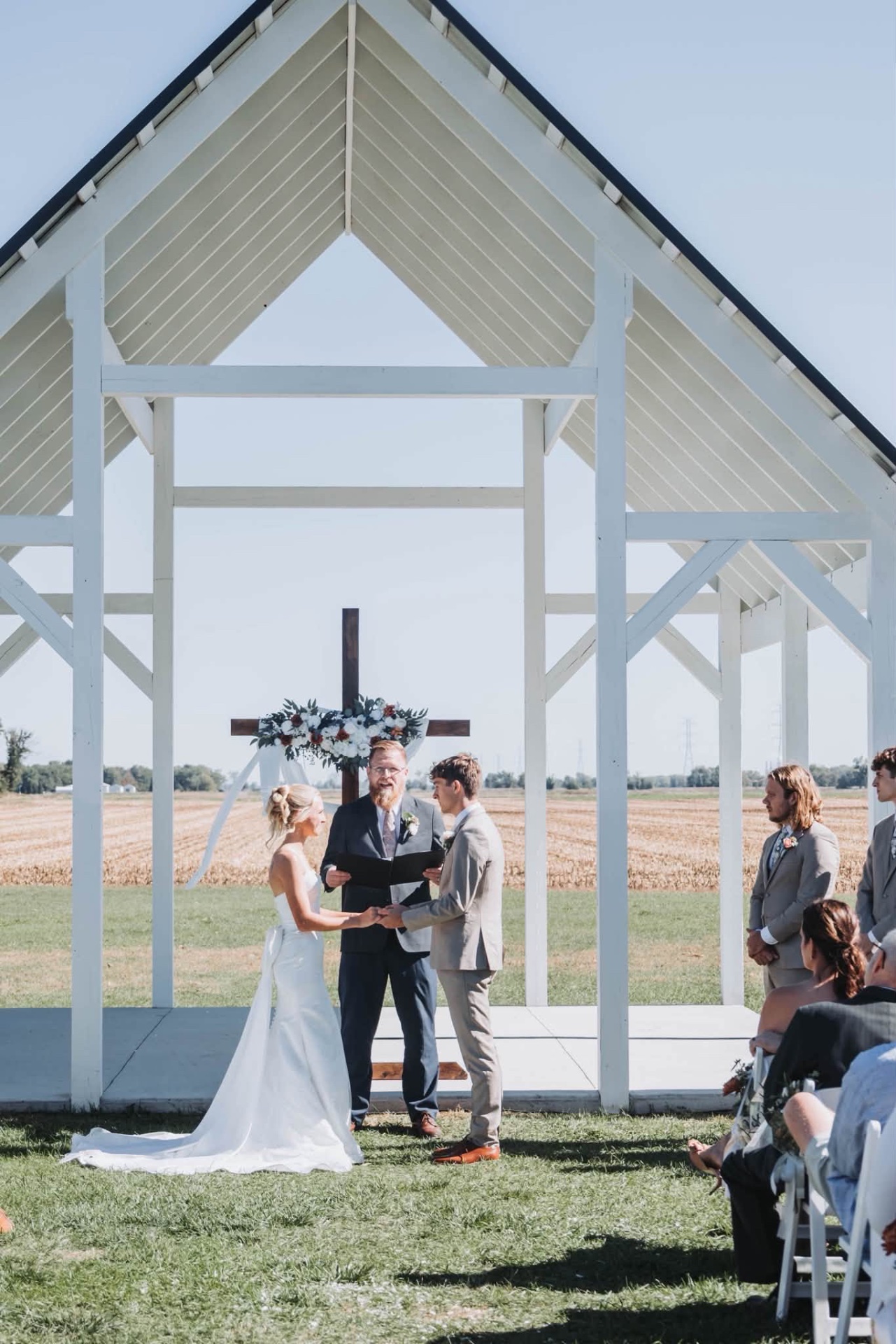 Whispering Oaks Venue, Wedding and Event Venue Rental in Demotte, IN - photo 8