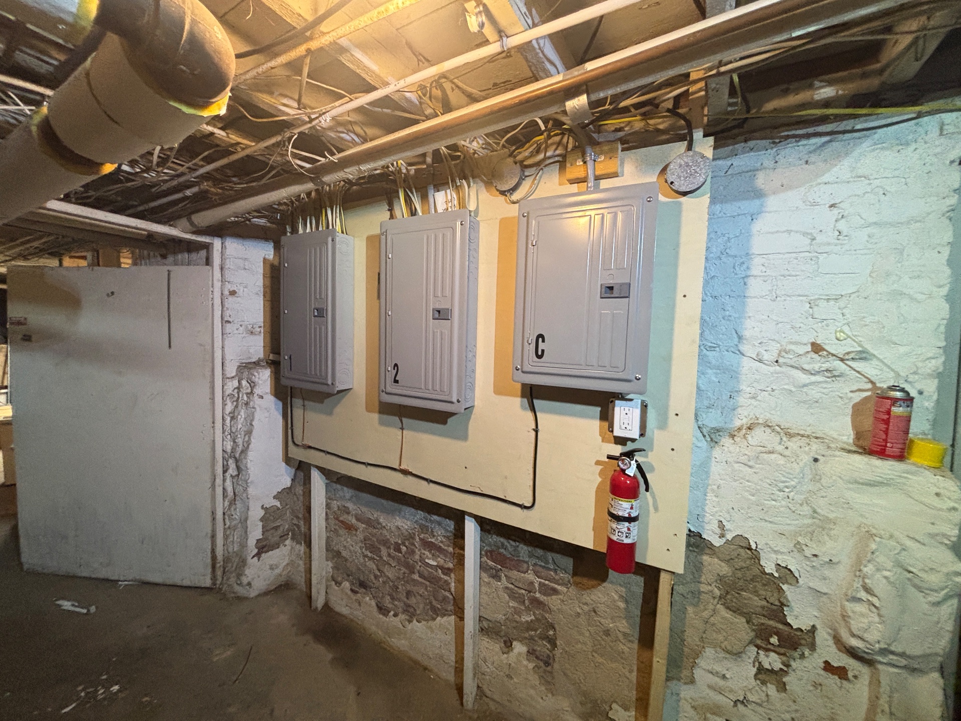 Joe Gore Master Electrician, Circuit Breaker Panel or Fuse Box Installation in Woburn , MA - photo 5
