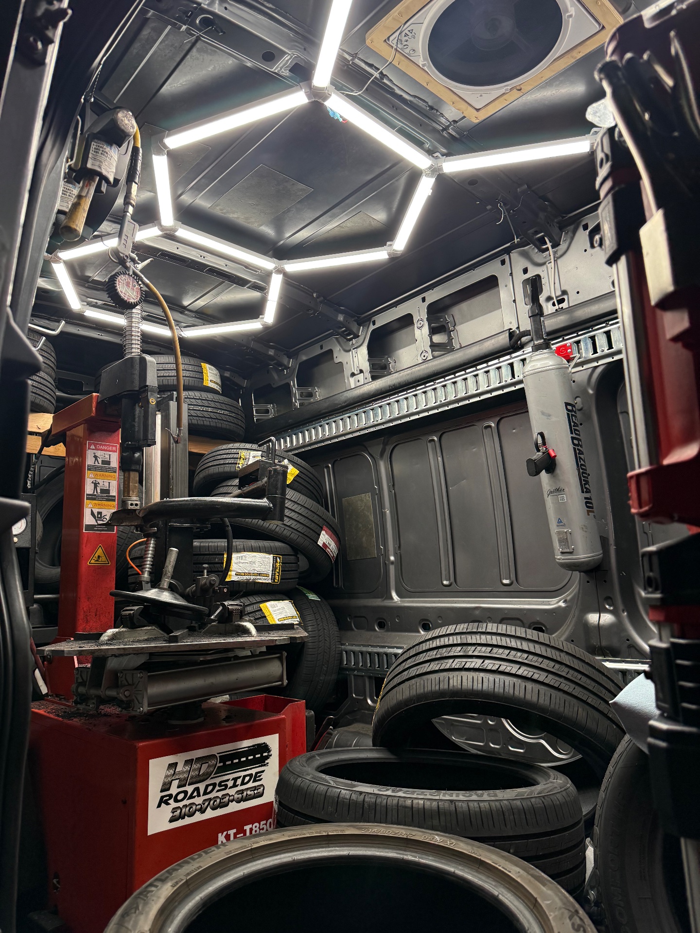 HD Roadside & Mobile Tire Service, Battery Jump-Starts in Gardena, CA - photo 6