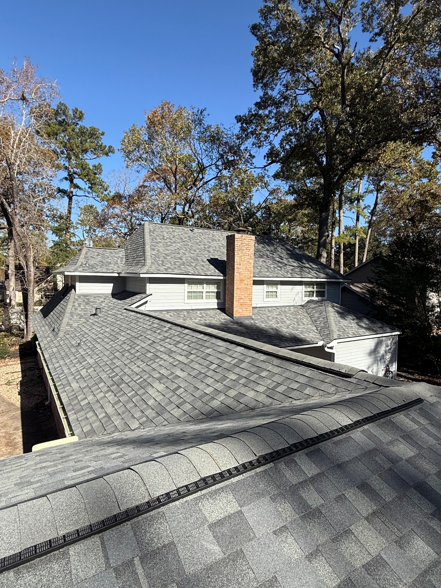 Rayburns Roofing, Home Waterproofing in Kingwood, TX - photo 1