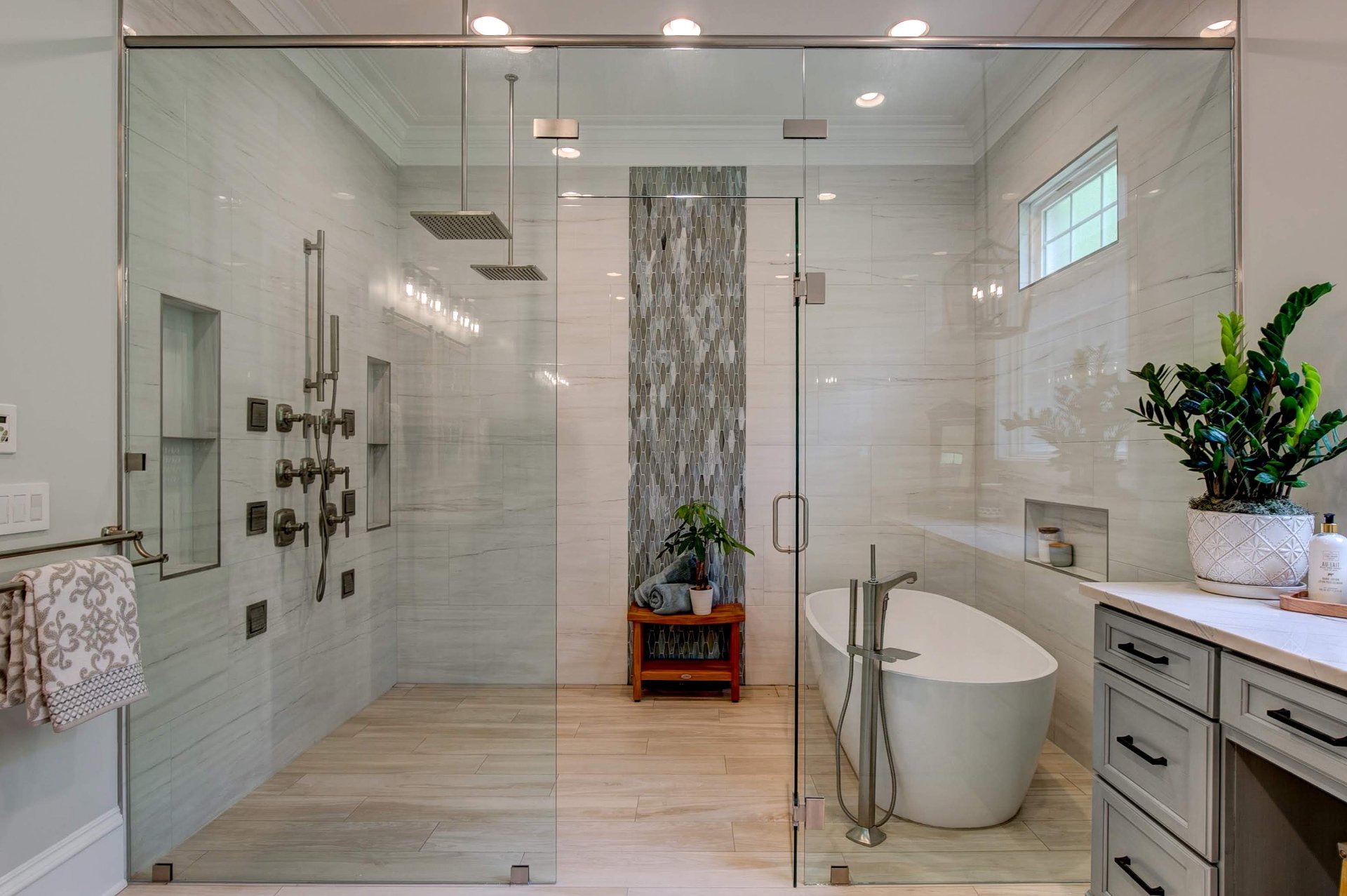 Jason's Upscale Tile, Tile Installation and Replacement in Elgin, SC - photo 1