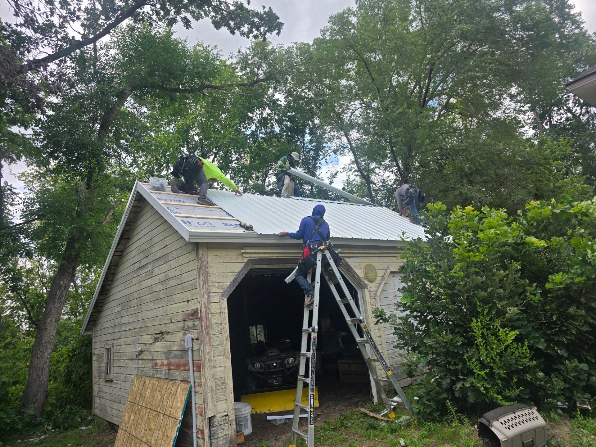 Red Barn Exteriors LLC, Door Sales/Installation in Hastings, MN - photo 3