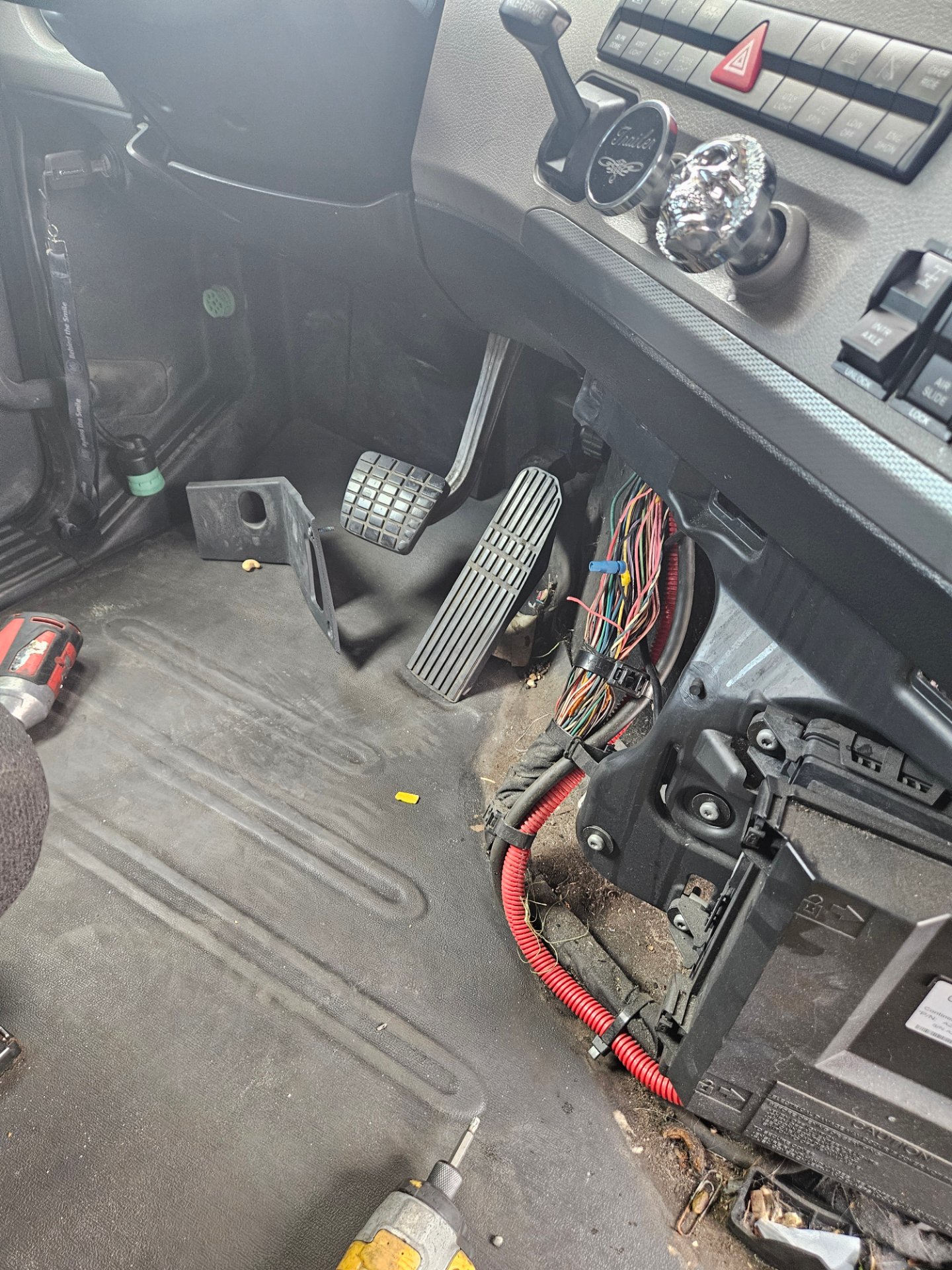 Bital Services, Car Stereo Installation in San Bernardino, CA - photo 7