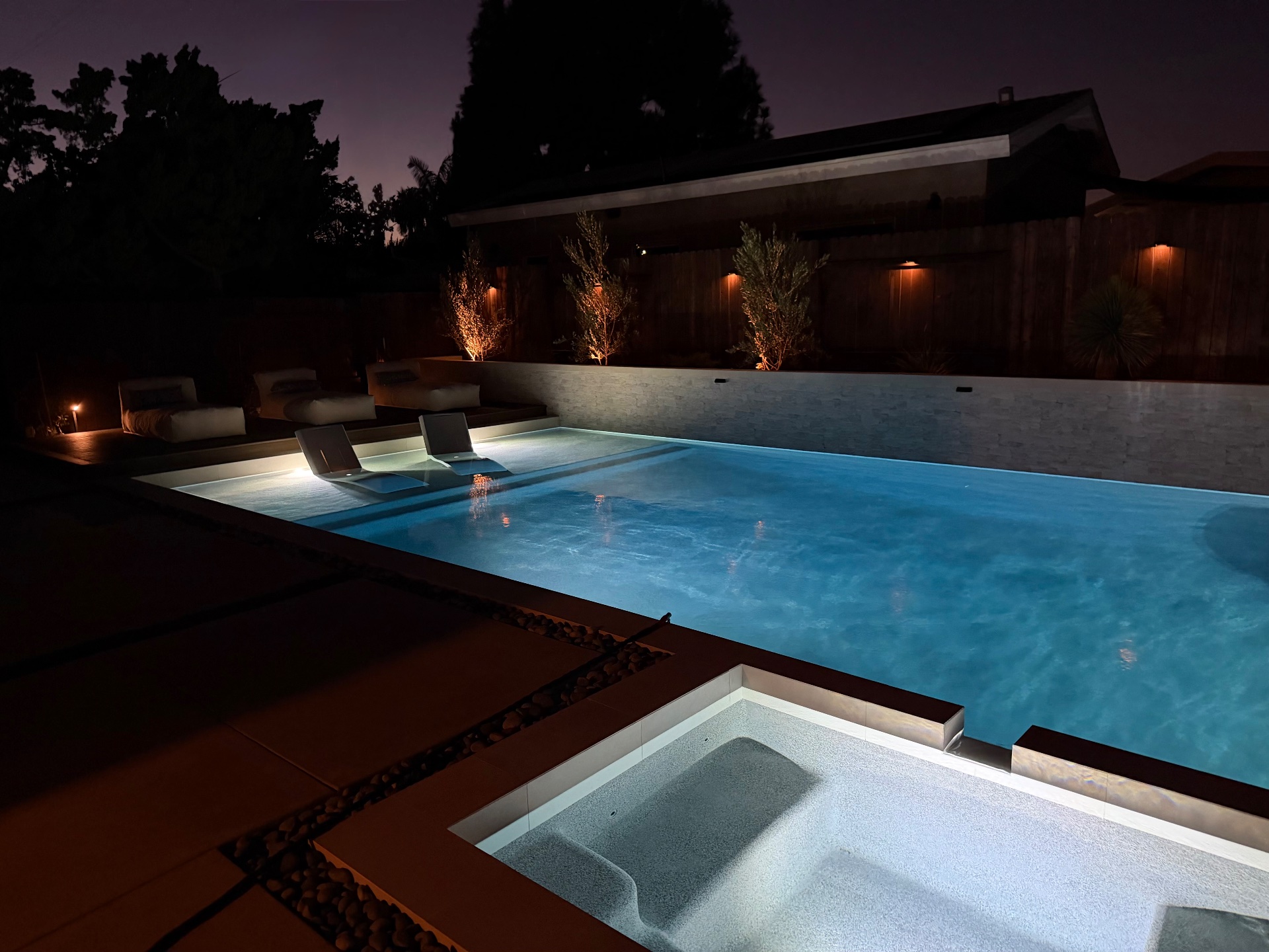 Colorworks Landscape Design, Inc., Artificial Turf in Huntington Beach, CA - photo 5