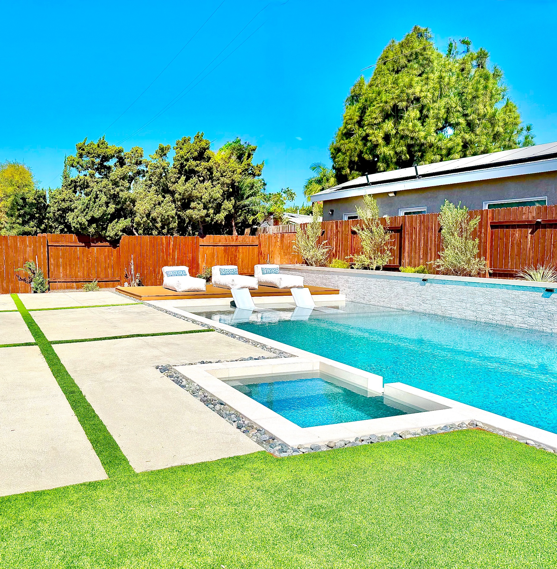 Colorworks Landscape Design, Inc., Artificial Turf in Huntington Beach, CA - photo 6