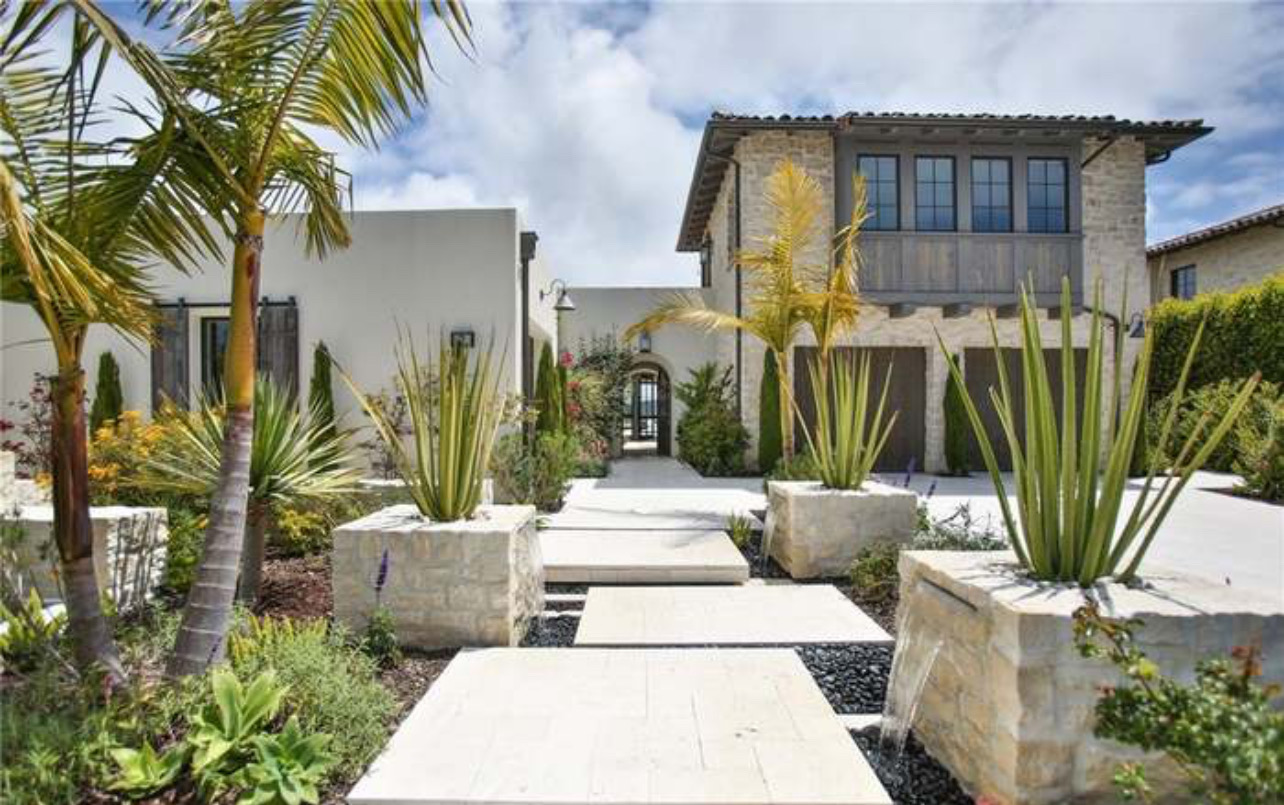 Colorworks Landscape Design, Inc., Artificial Turf in Huntington Beach, CA - photo 8