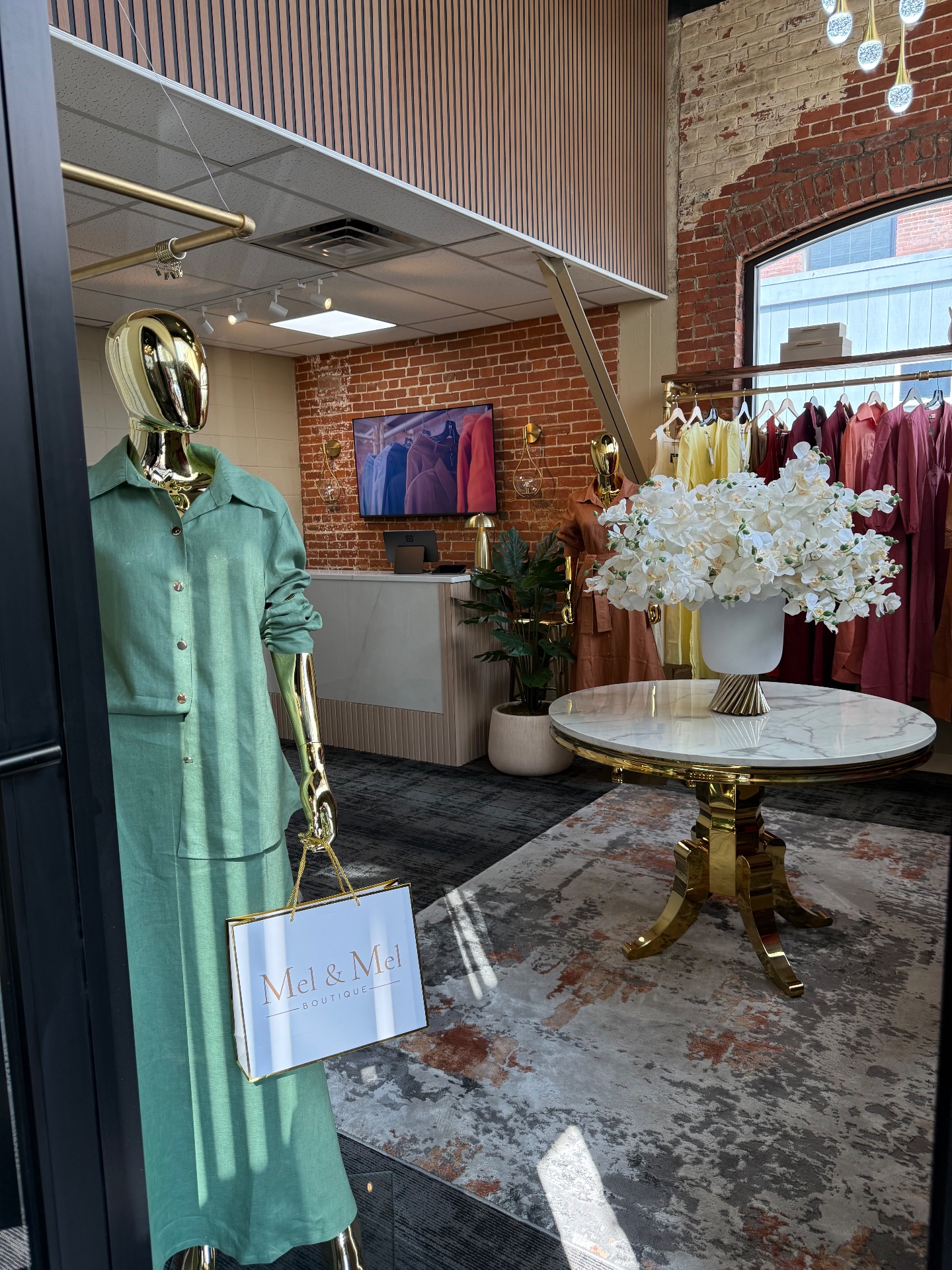 Mel & Mel Boutique, Women's Clothing in Nashua, NH - photo 7