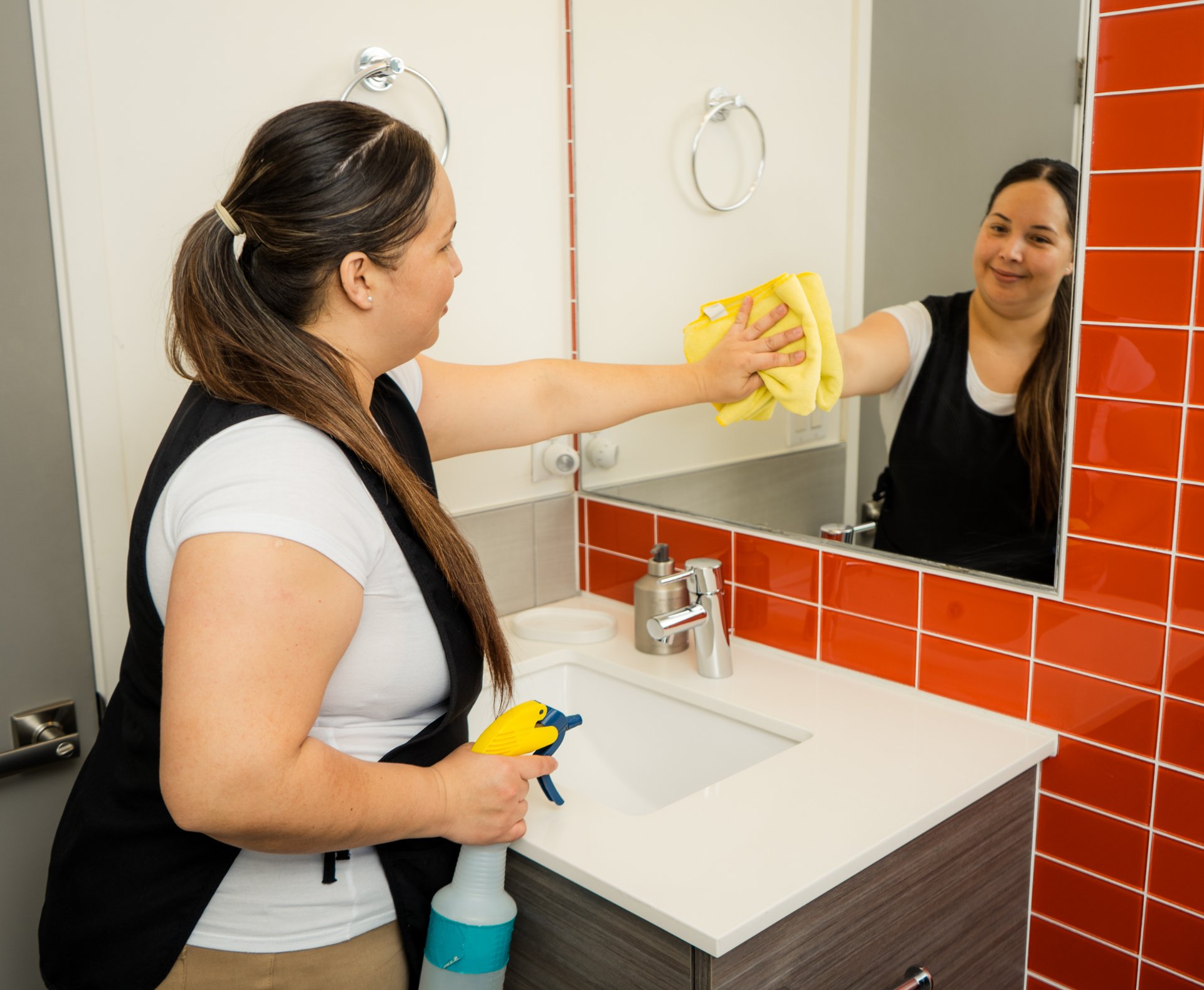 Bumble Bee Cleaning Services, Commercial Cleaning in Buford, GA - photo 6