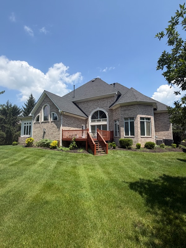 Clean Gutter, Gutter Cleaning in Louisville, KY - photo 3