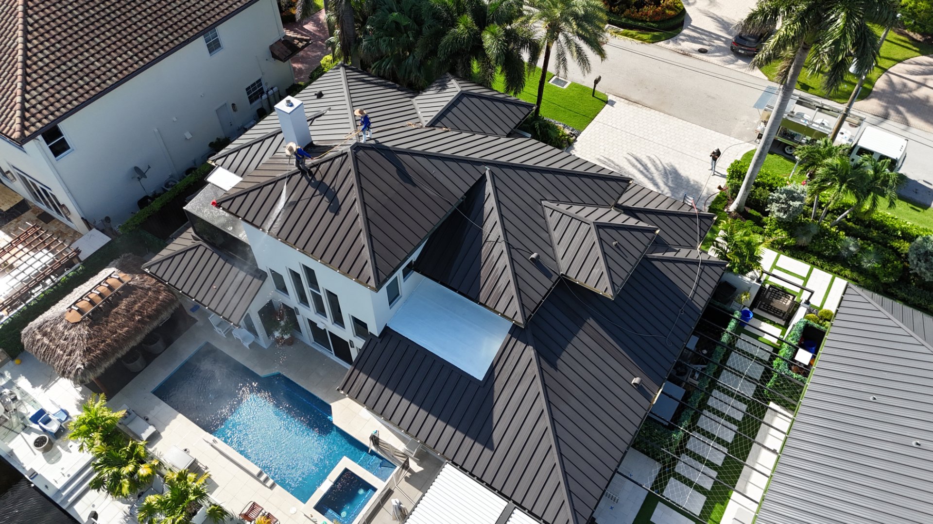 Florida Roof Cleaning, Commercial Pressure Washing in Palm City, FL - photo 2