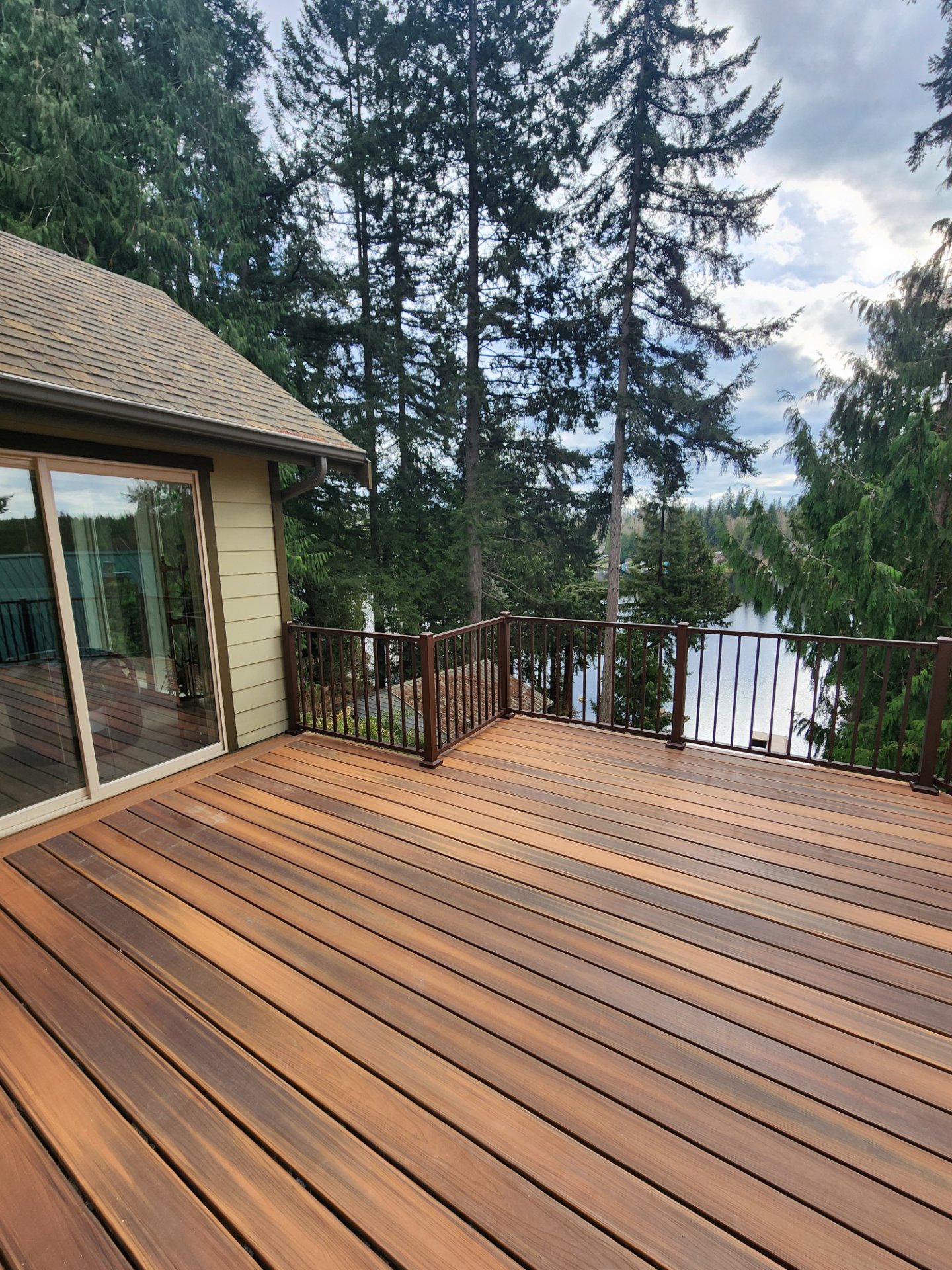 Bourgette construction general contractor, Buyer's Agents in Lynnwood, WA - photo 1