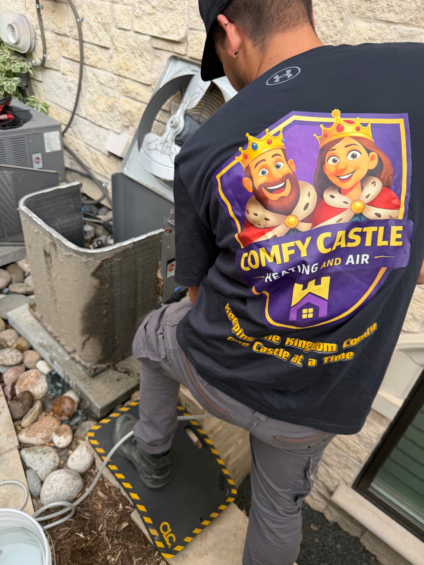 Comfy Castle Heating and Air LLC., Central Air Conditioning Installation or Replacement in Greenwood Village, CO - photo 2