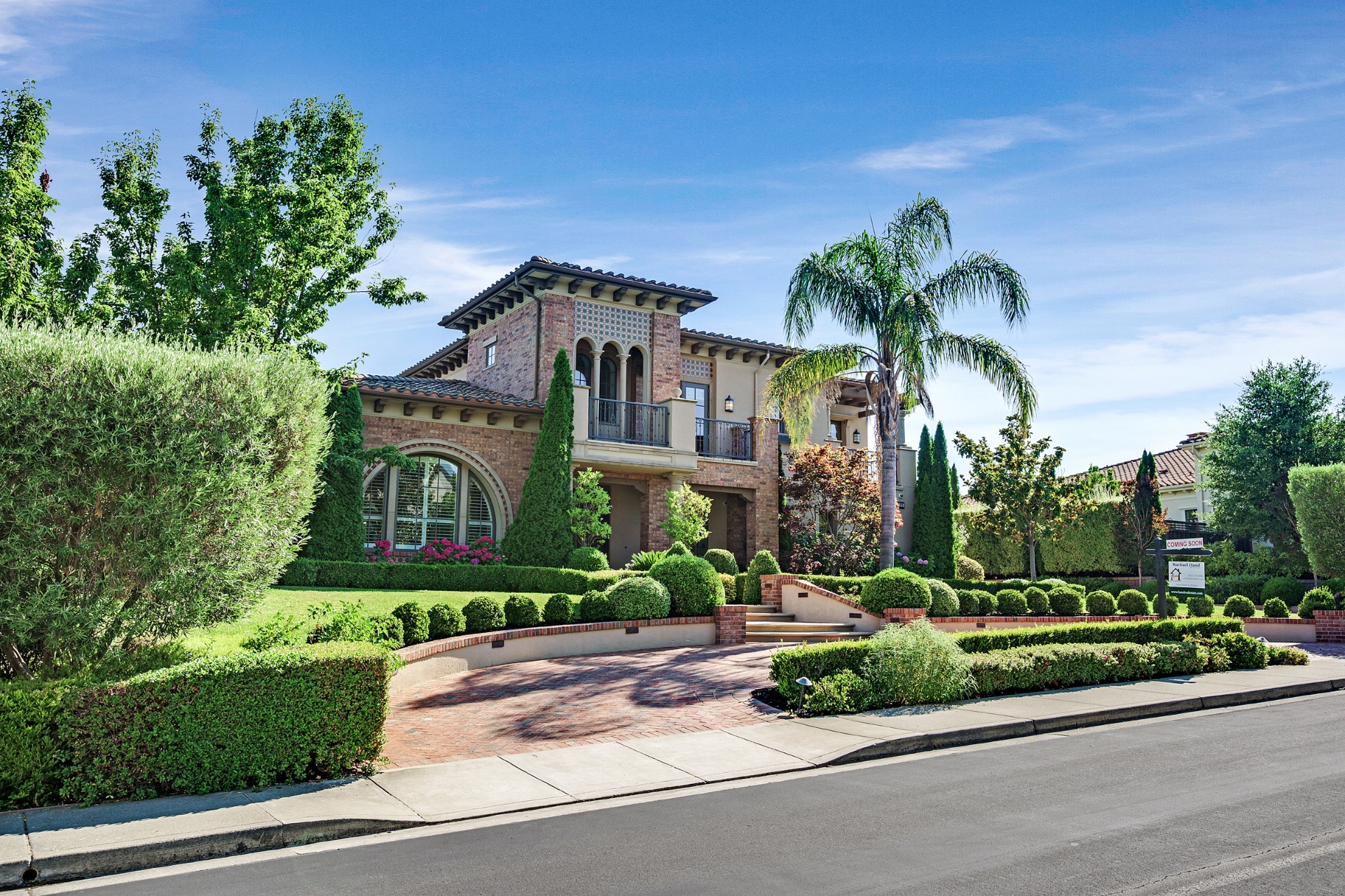 Hand Real Estate, Luxury Real Estate Agents in Danville, CA - photo 4