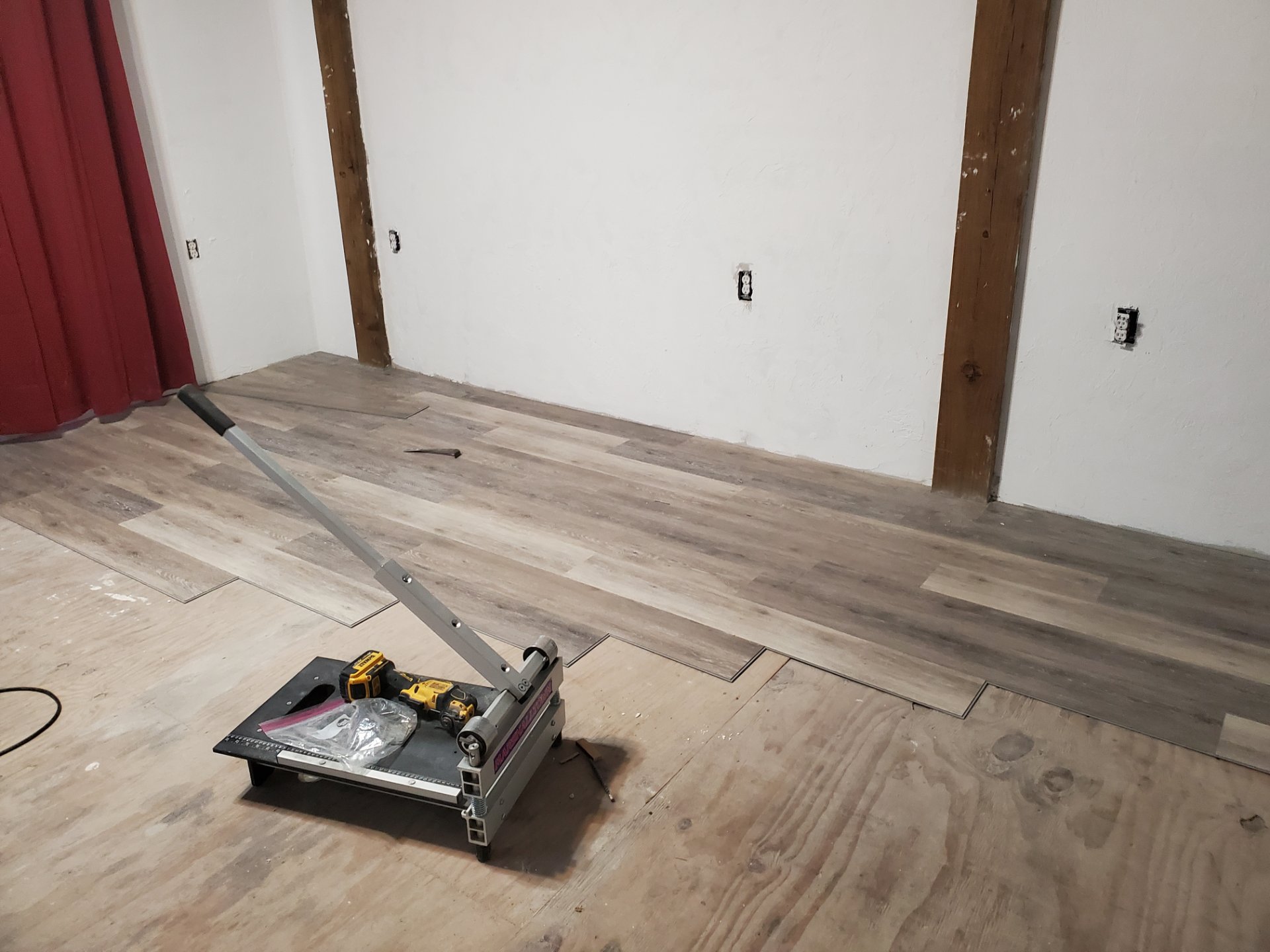Willing Hands Enterprise LLC, Basement Finishing or Remodeling in Ronks, PA - photo 4