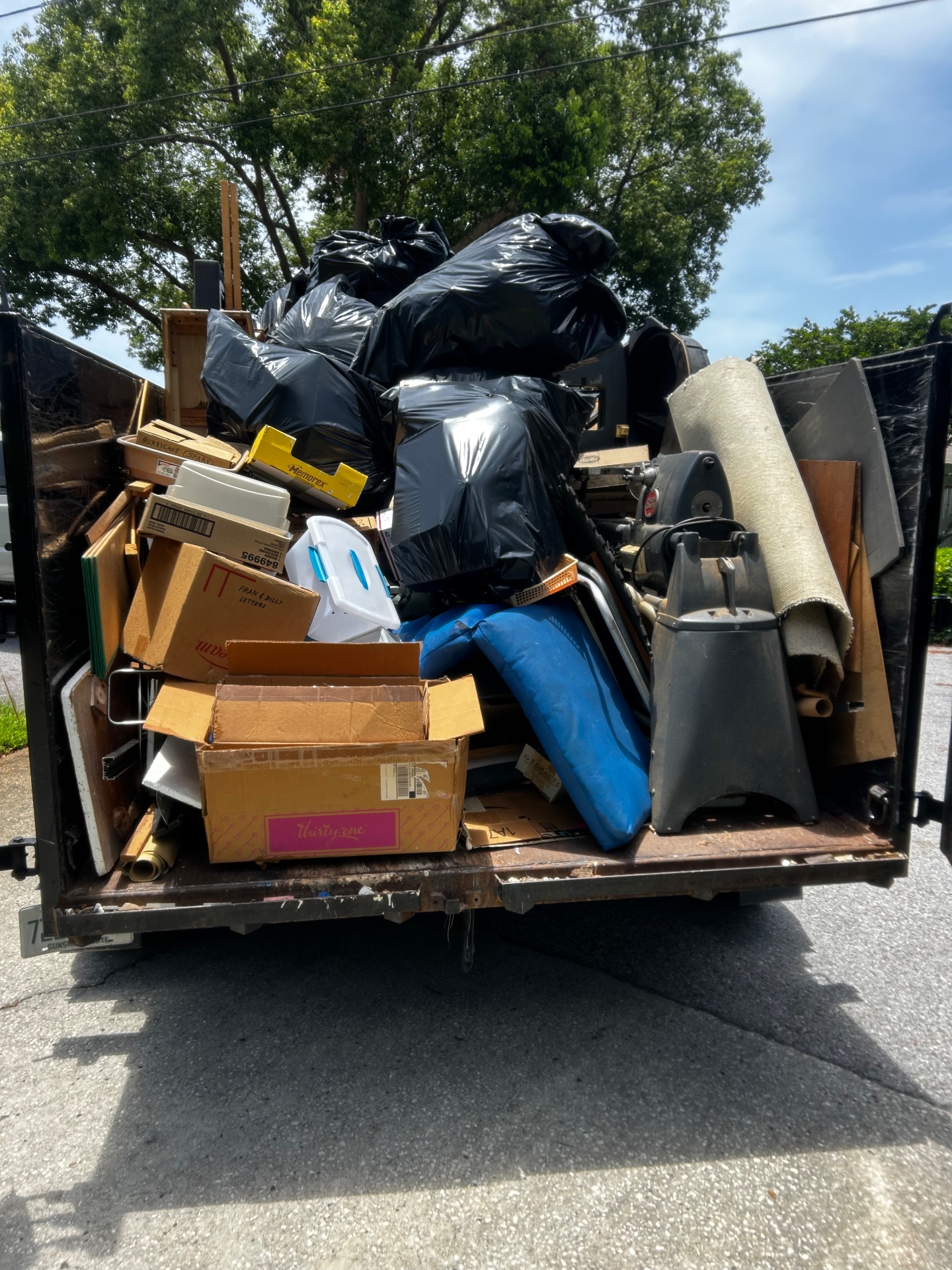 813 Junk Solutions, Residential Junk Removal in Tampa, FL - photo 1