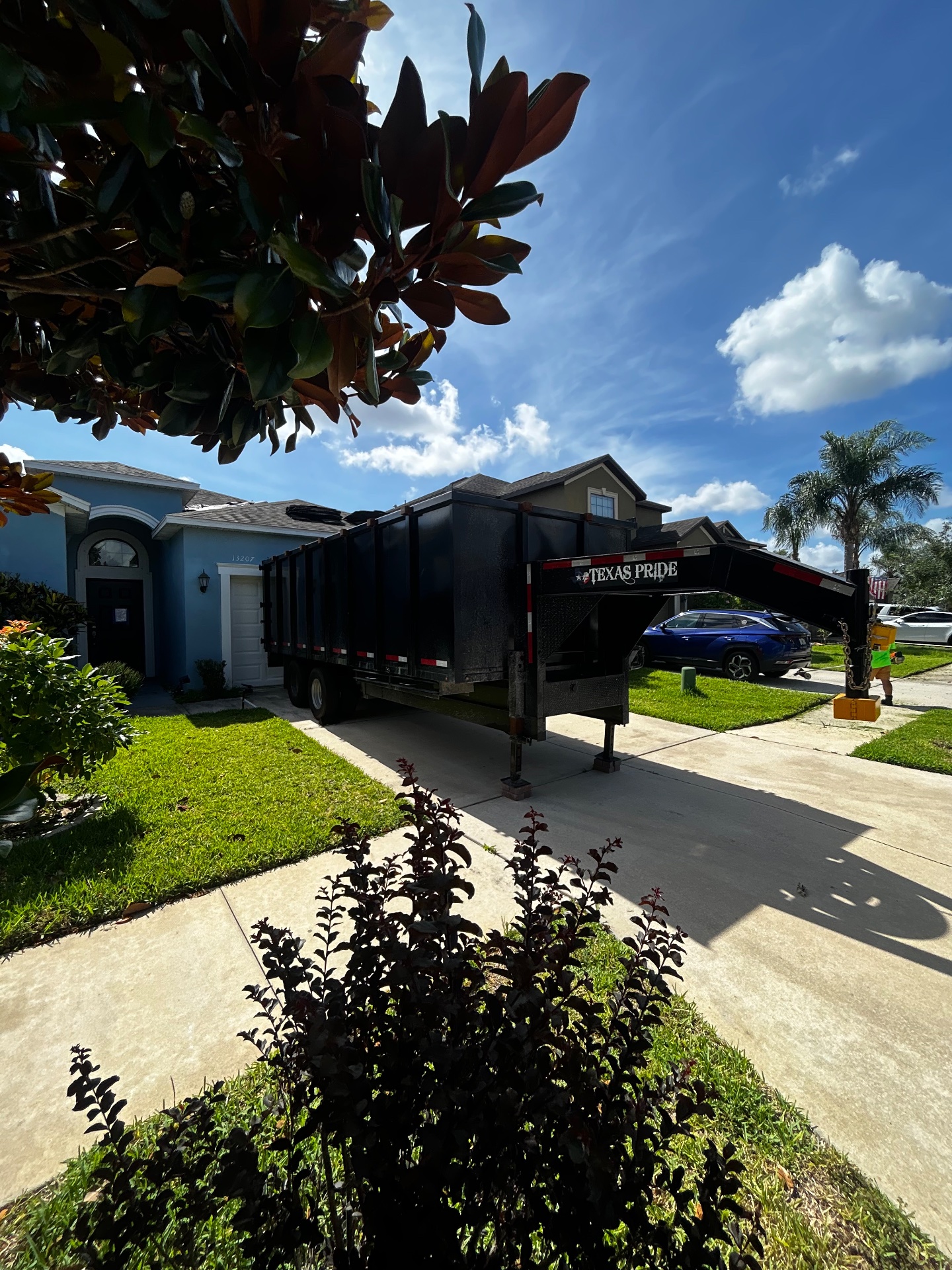 813 Junk Solutions, Residential Junk Removal in Tampa, FL - photo 3