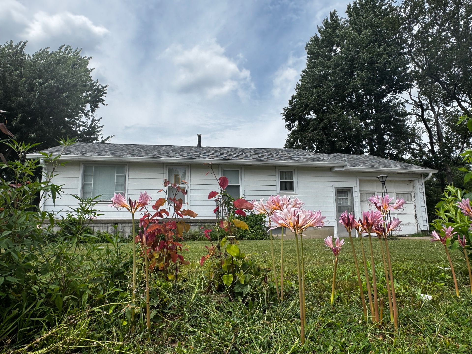 Starlight Roofing, Roof Installation or Replacement in Bloomington, IN - photo 7