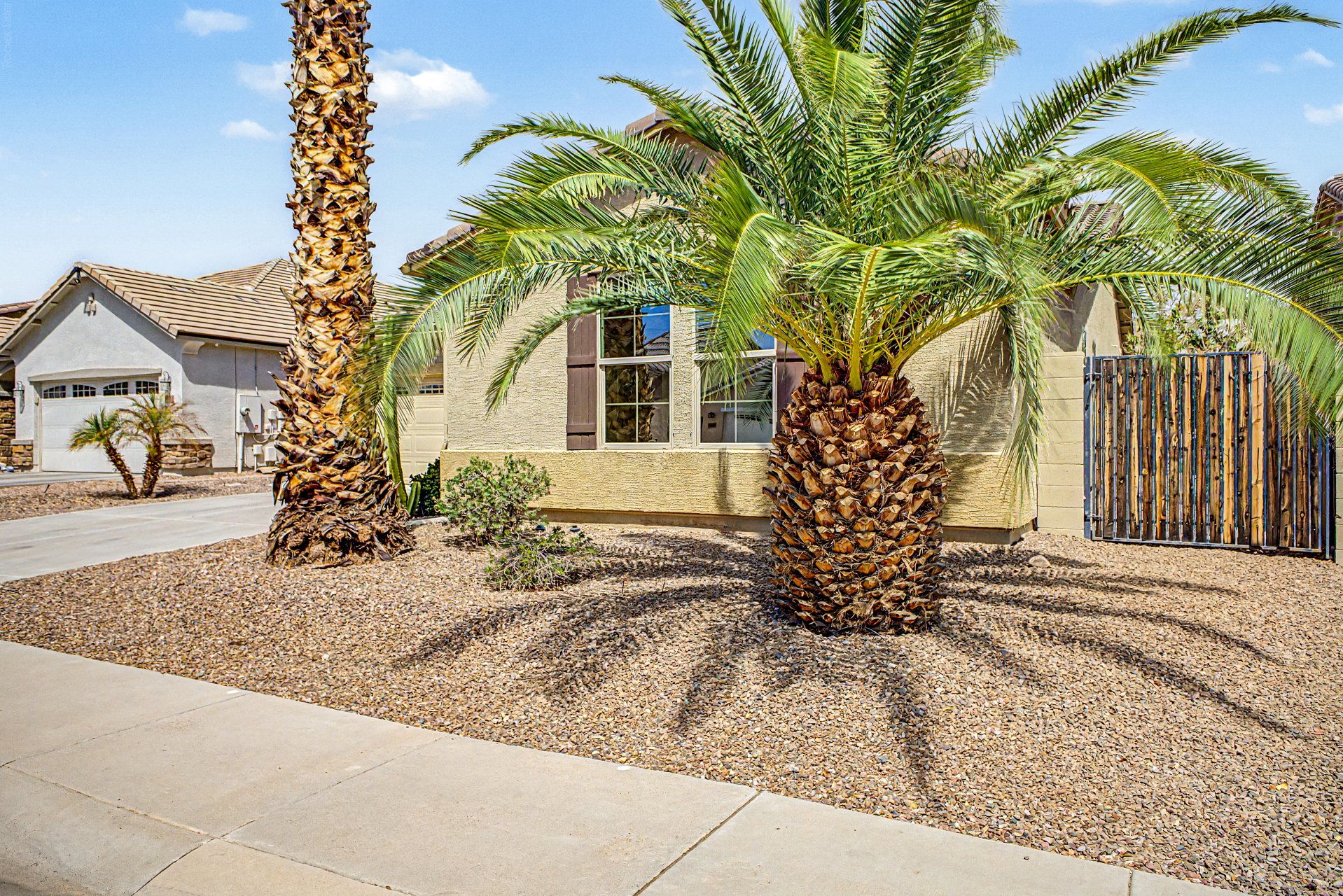 April Keys, Realtor, HomeSmart, Residential Real Estate Agents in Scottsdale, AZ - photo 1