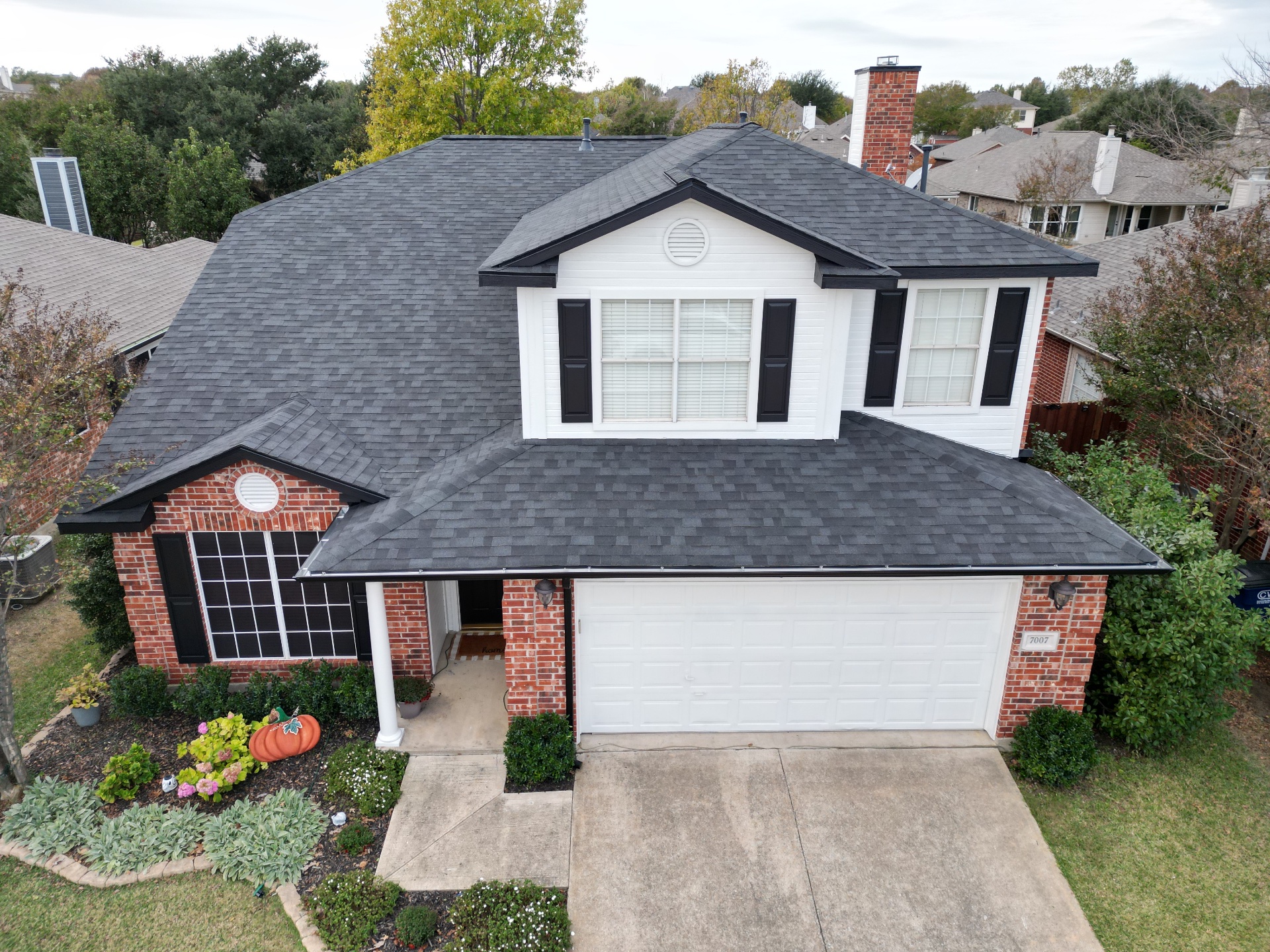 Flying Cow Roofing, Fences & Gates in Farmersville, TX - photo 6