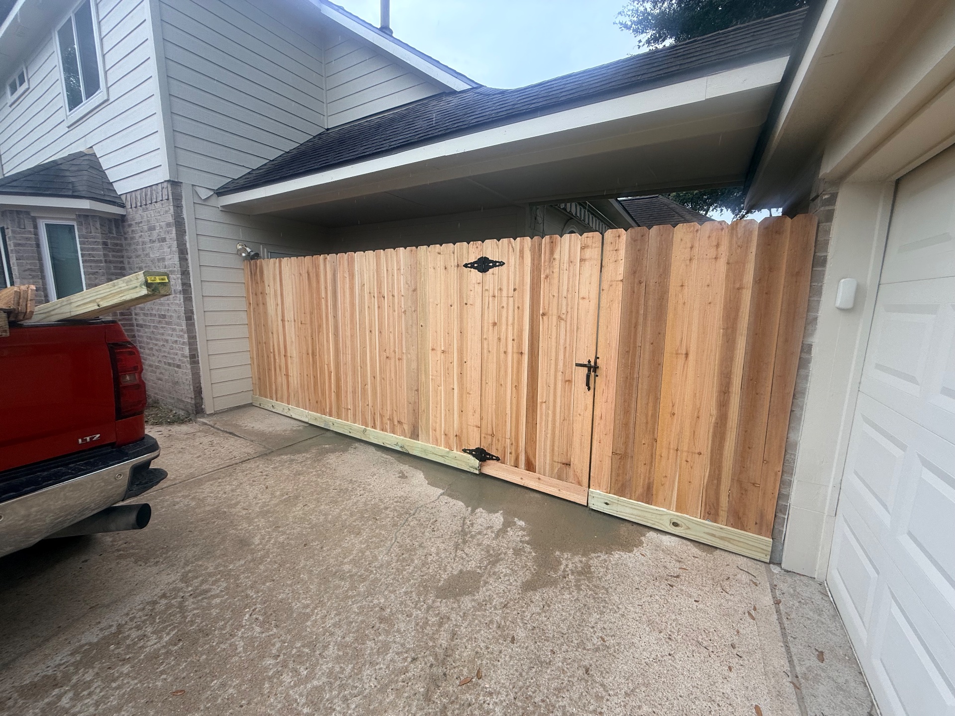 Texas made construction, Roof Installation or Replacement in Houston, TX - photo 3