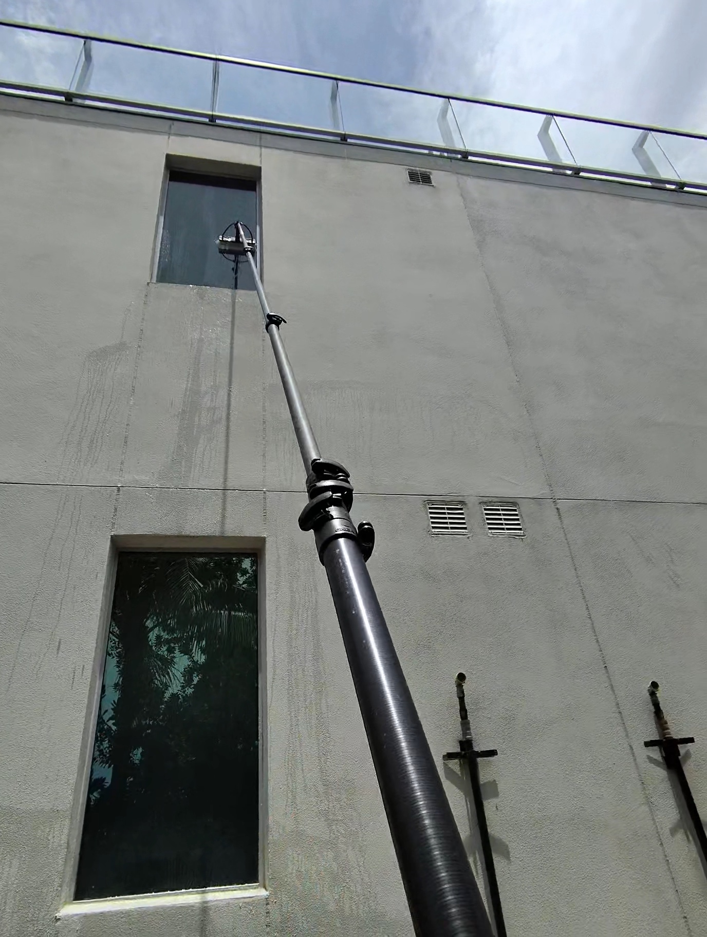 Pro Exterior Window Cleaning and Pressure Cleaning of Palm Beach, Window Cleaning in Stuart, FL - photo 8