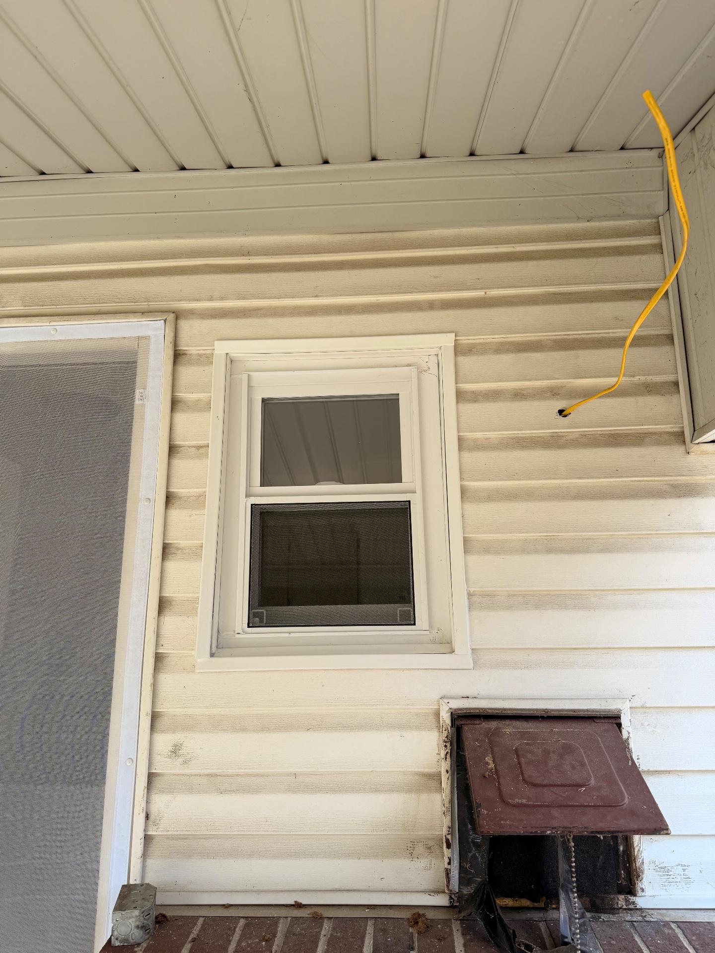 Tente vzglass LLC, Window Installation in Reading, PA - photo 1