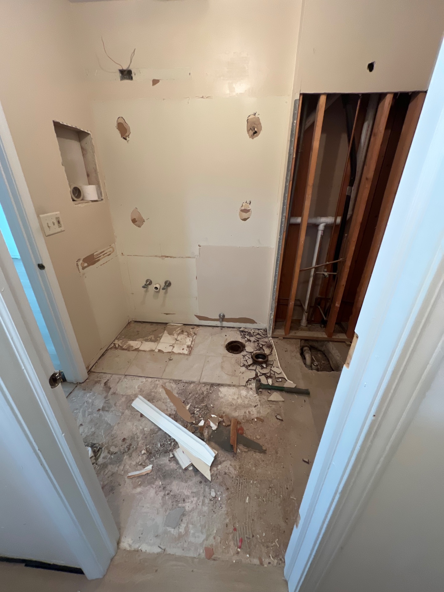 Kingdom Remodeling LLC, Drywall Installation and Hanging in Wood Dale, IL - photo 7