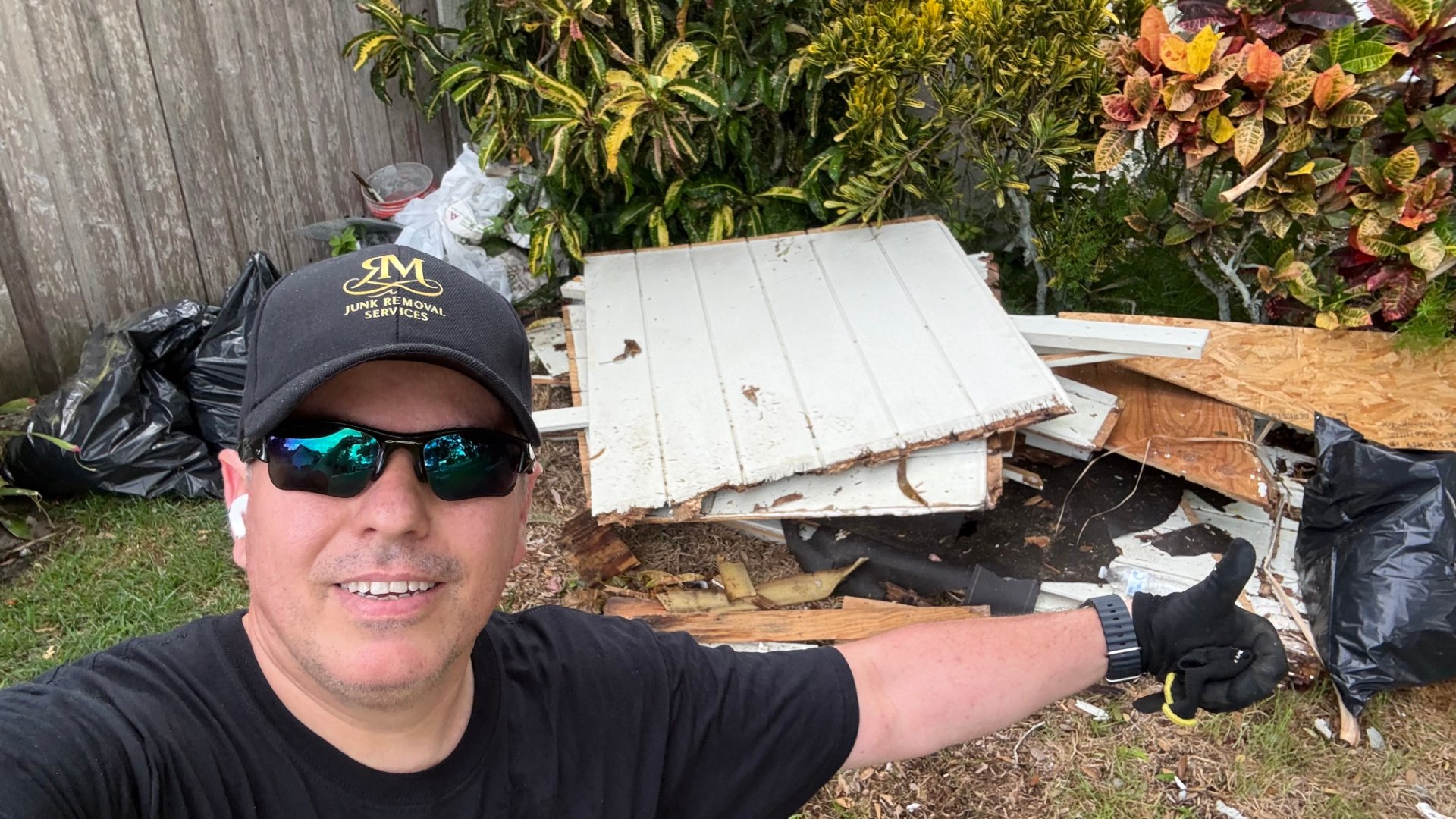 R&M Junk Removal Services, Commercial Cleanouts in Palm Bay, FL - photo 3