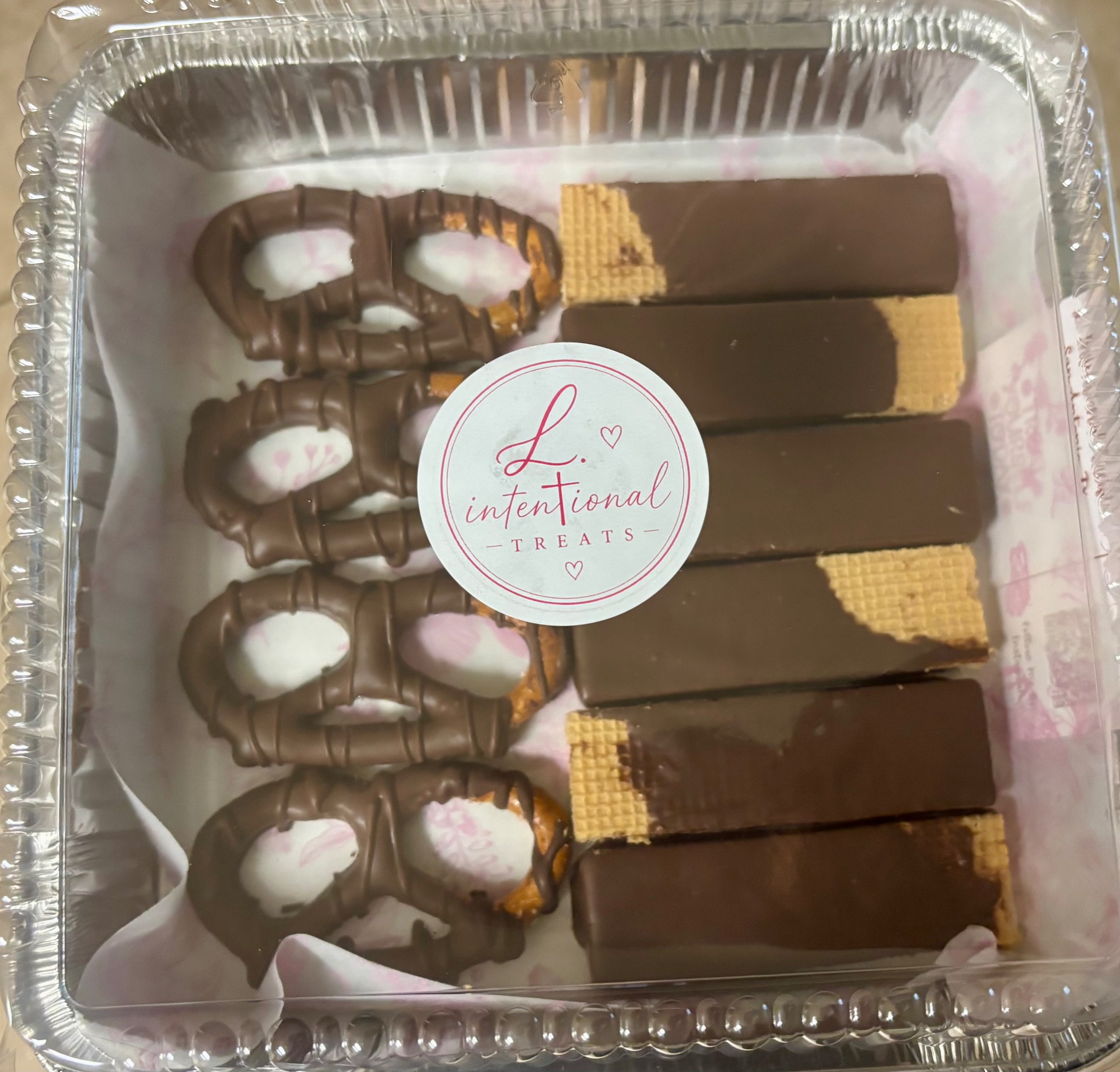 L. Intentional Treats, Bakeries in San Antonio, TX - photo 3
