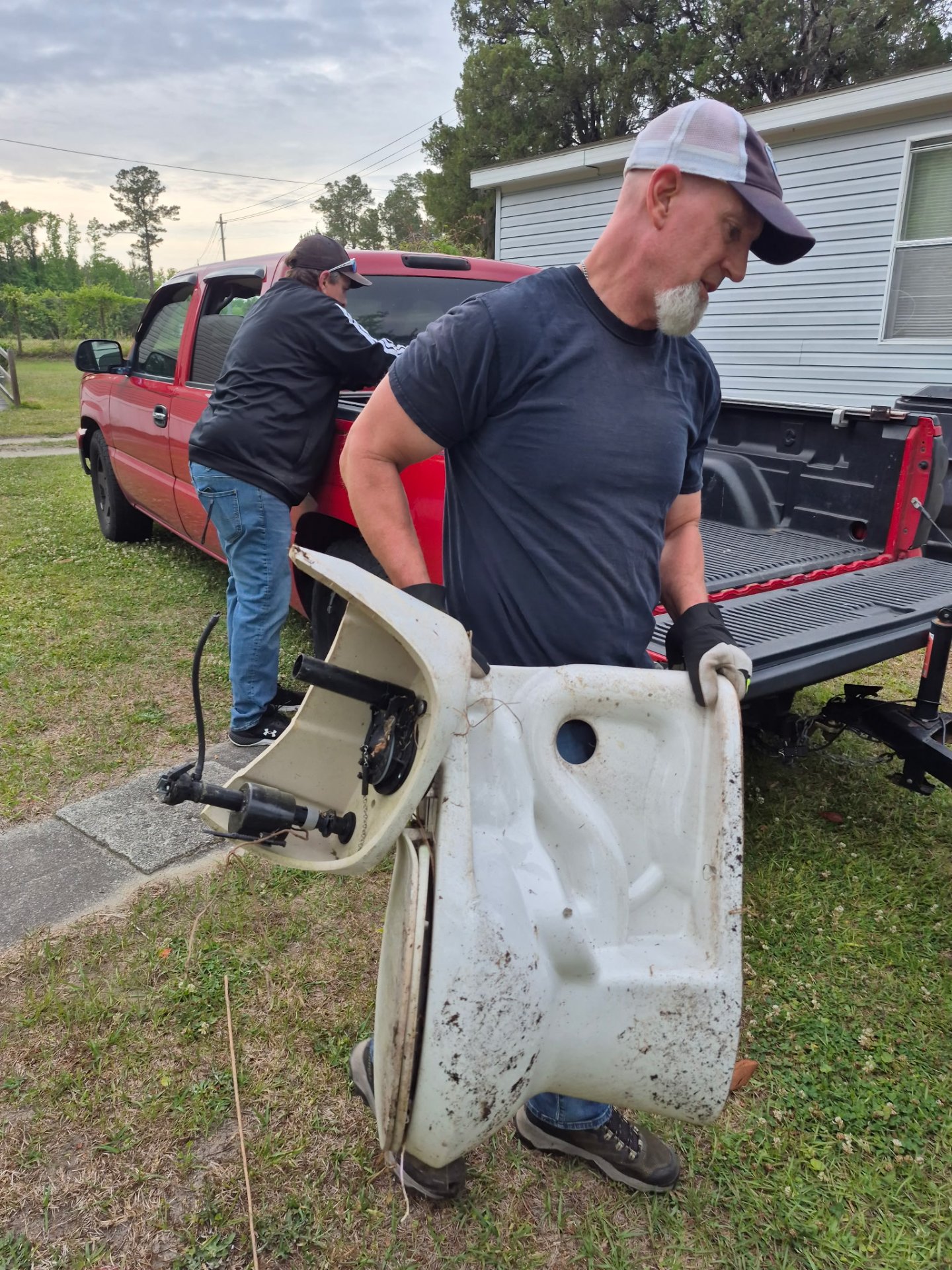 Seaside Servants Junk Removal, Commercial Cleanouts in Leland, NC - photo 6