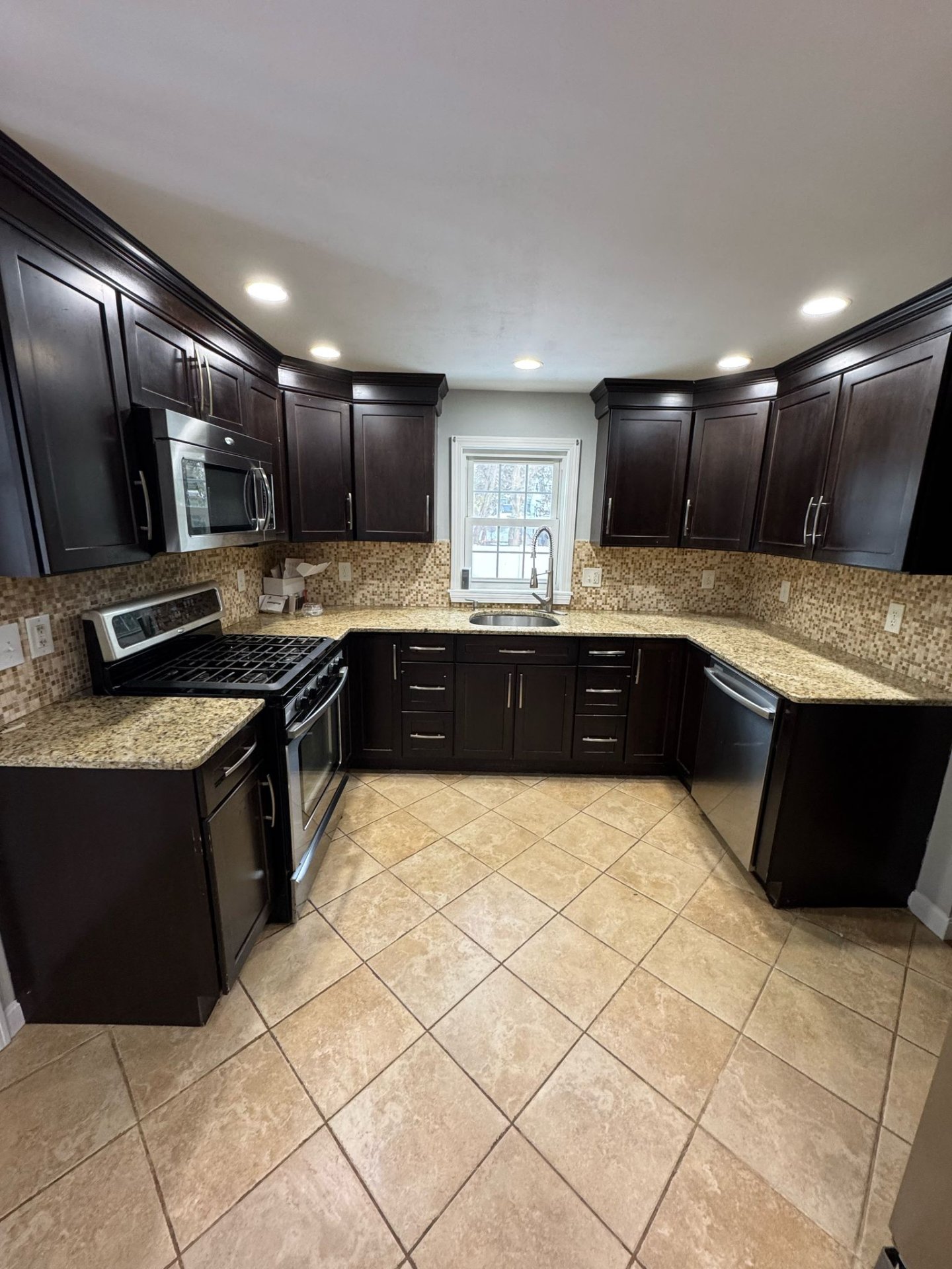 Alliancefamilycleaning.com, Carpet Cleaning in Billerica, MA - photo 5