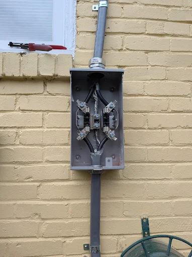 Techro, Circuit Breaker Panel or Fuse Box Installation in Sinking Spring, PA - photo 3