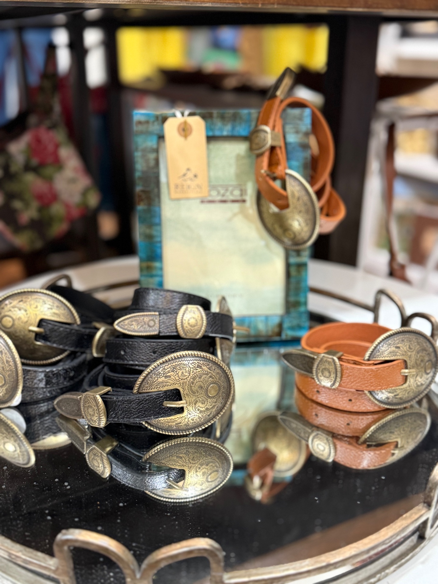 REIGN Marketplace, Gift Shops in Canyon Lake, TX - photo 3