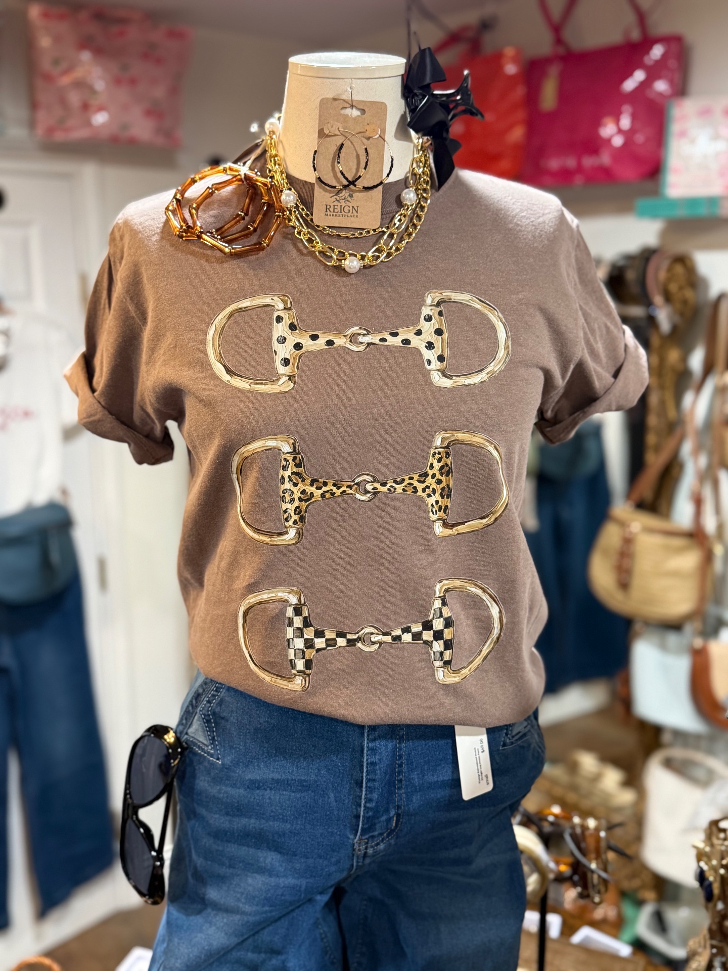 REIGN Marketplace, Gift Shops in Canyon Lake, TX - photo 5