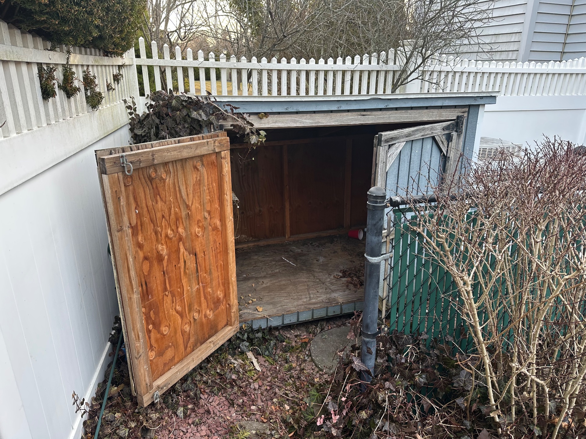 TJC Haulers, Junk Removal in Dix Hills, NY - photo 6