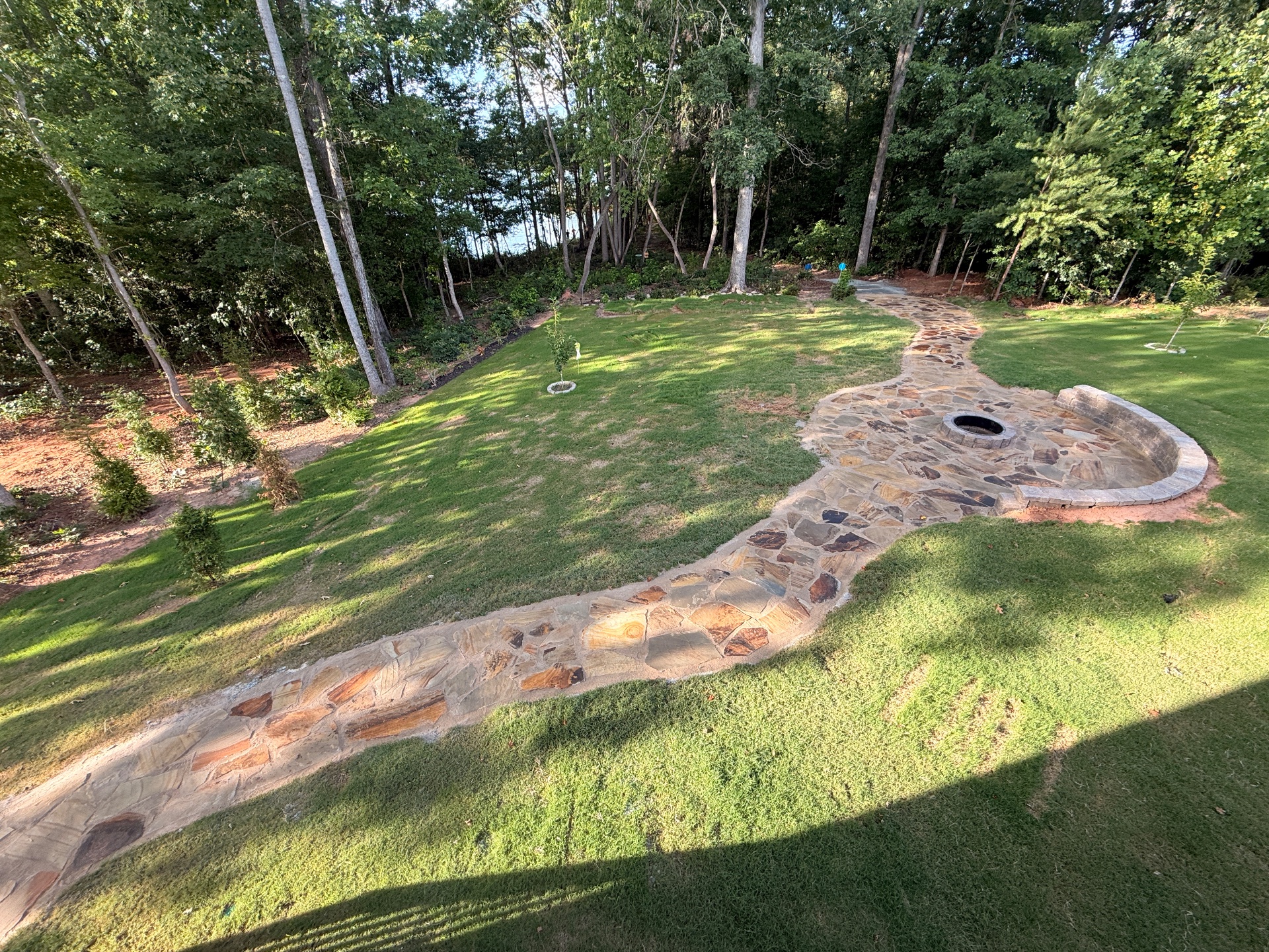 Pops & Son Landscapes, Mulching in Cowpens, SC - photo 3