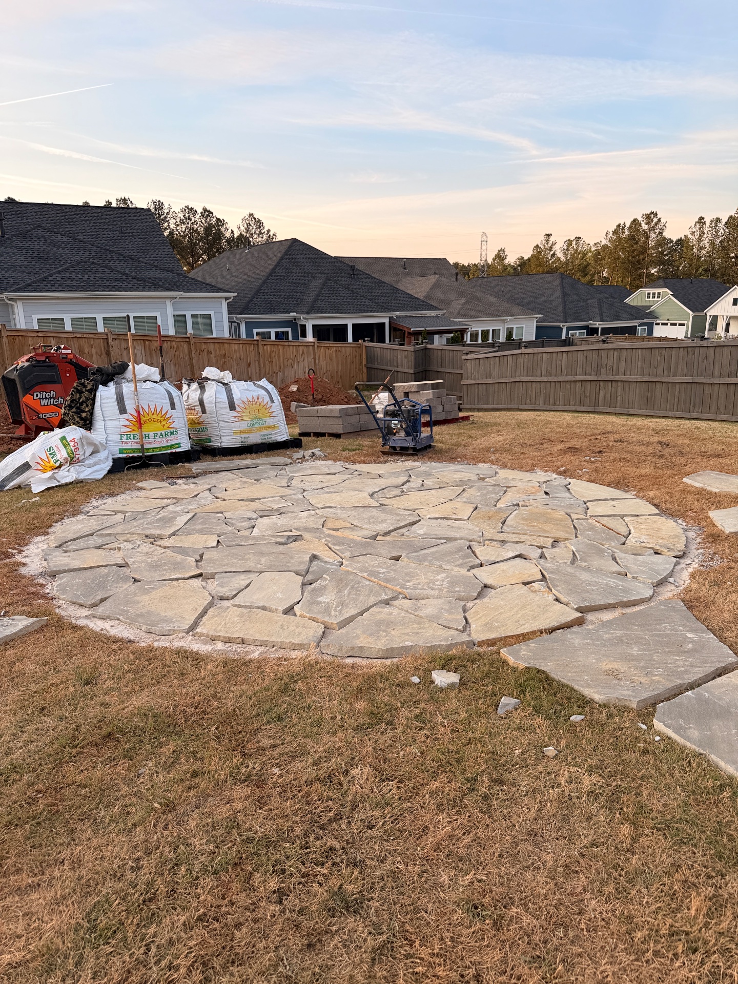 Pops & Son Landscapes, Mulching in Cowpens, SC - photo 5