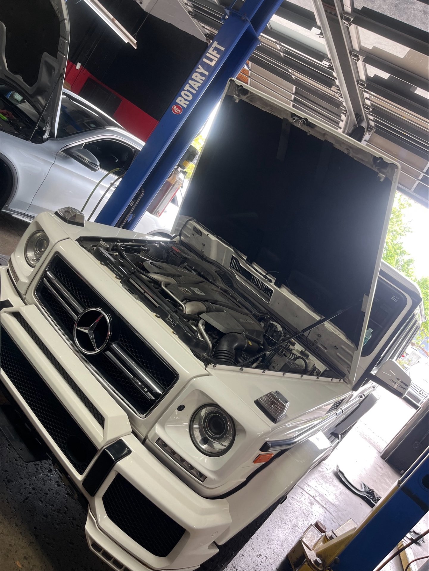 Mercedes Service Centers, Motorsport Vehicle Repairs in Wilton Manors, FL - photo 1