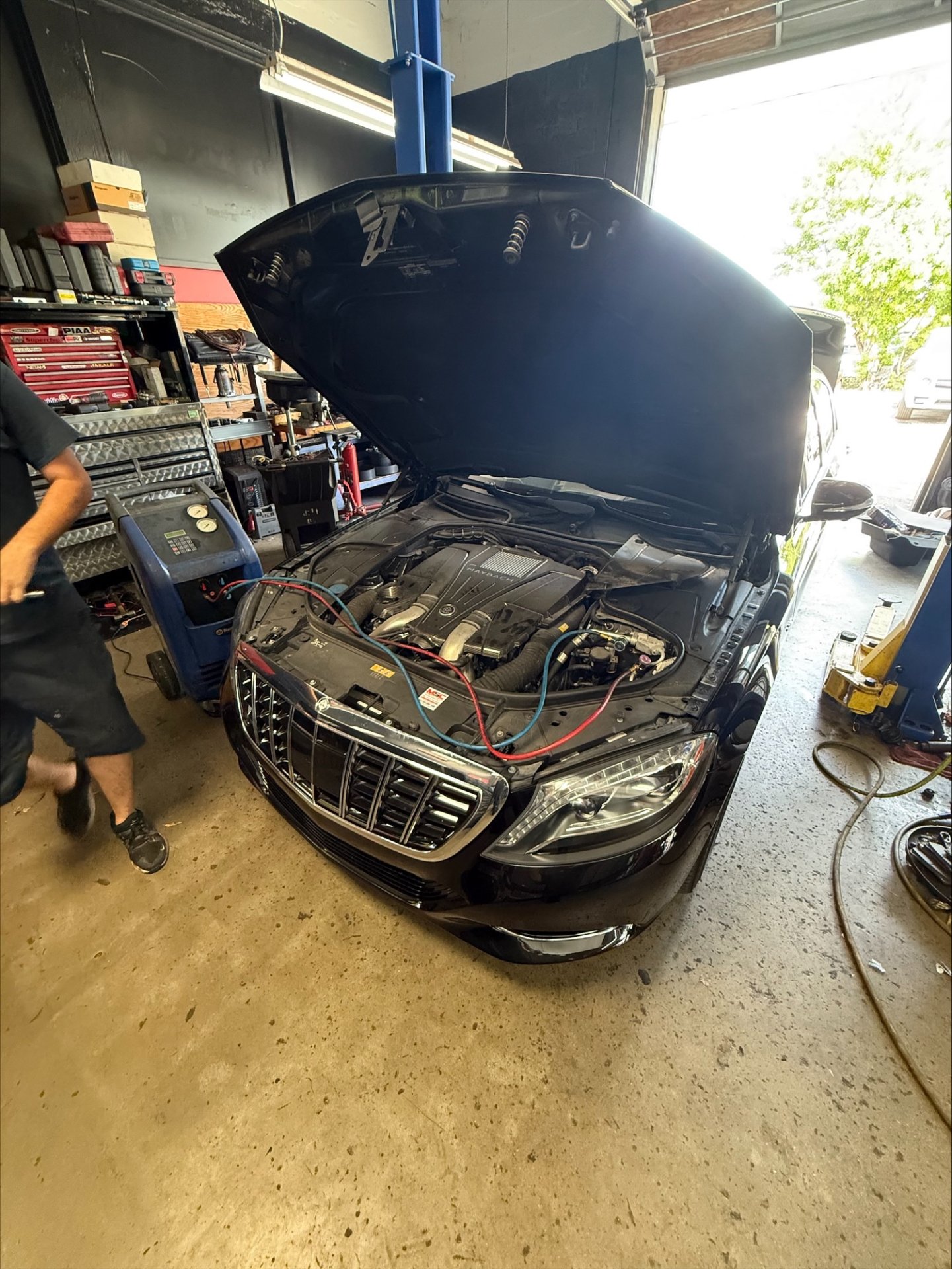Mercedes Service Centers, Motorsport Vehicle Repairs in Wilton Manors, FL - photo 8