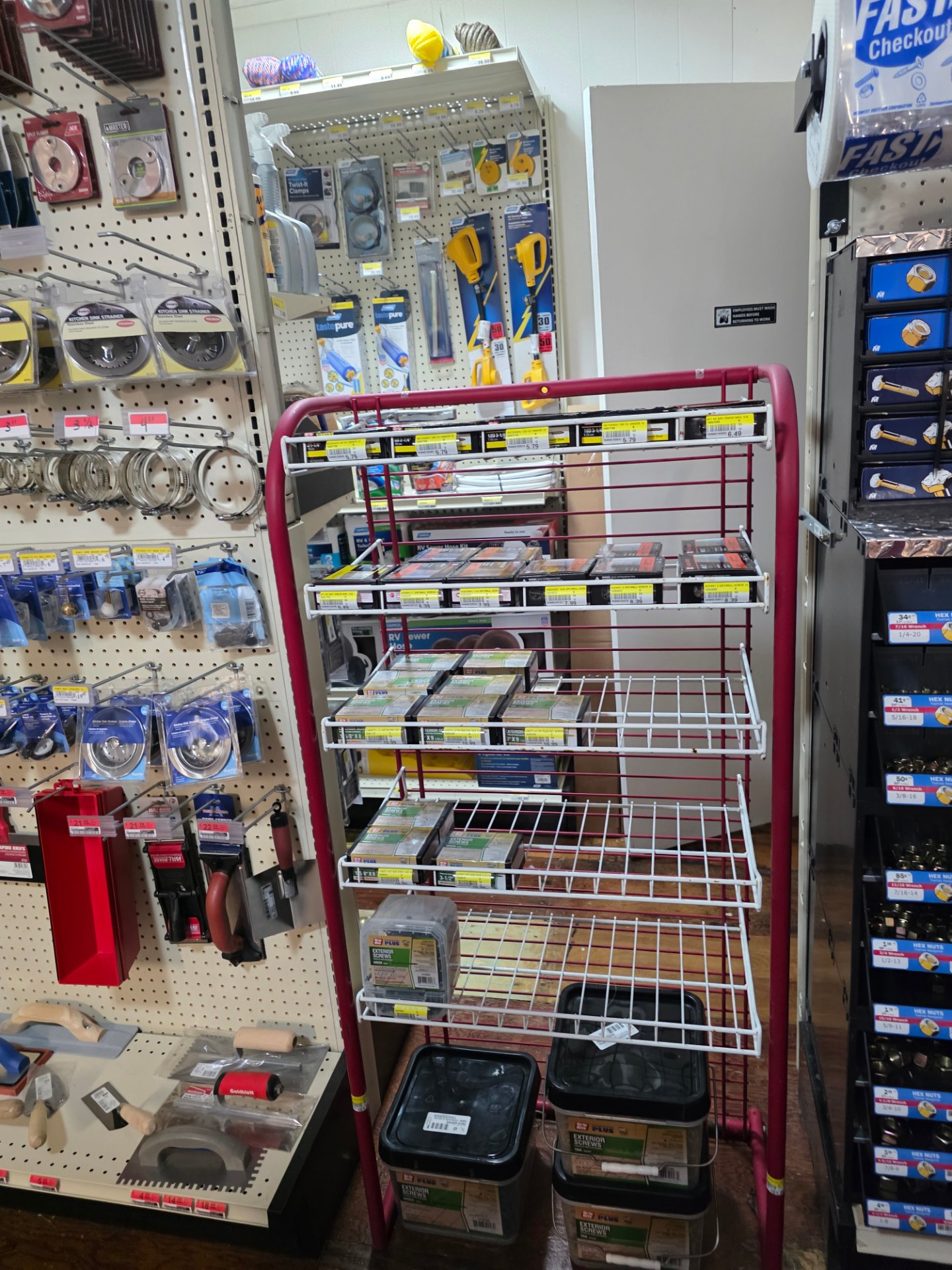 Enoch's Hardware Bait And Tackle LLC, Appliances in Rockford, AL - photo 1