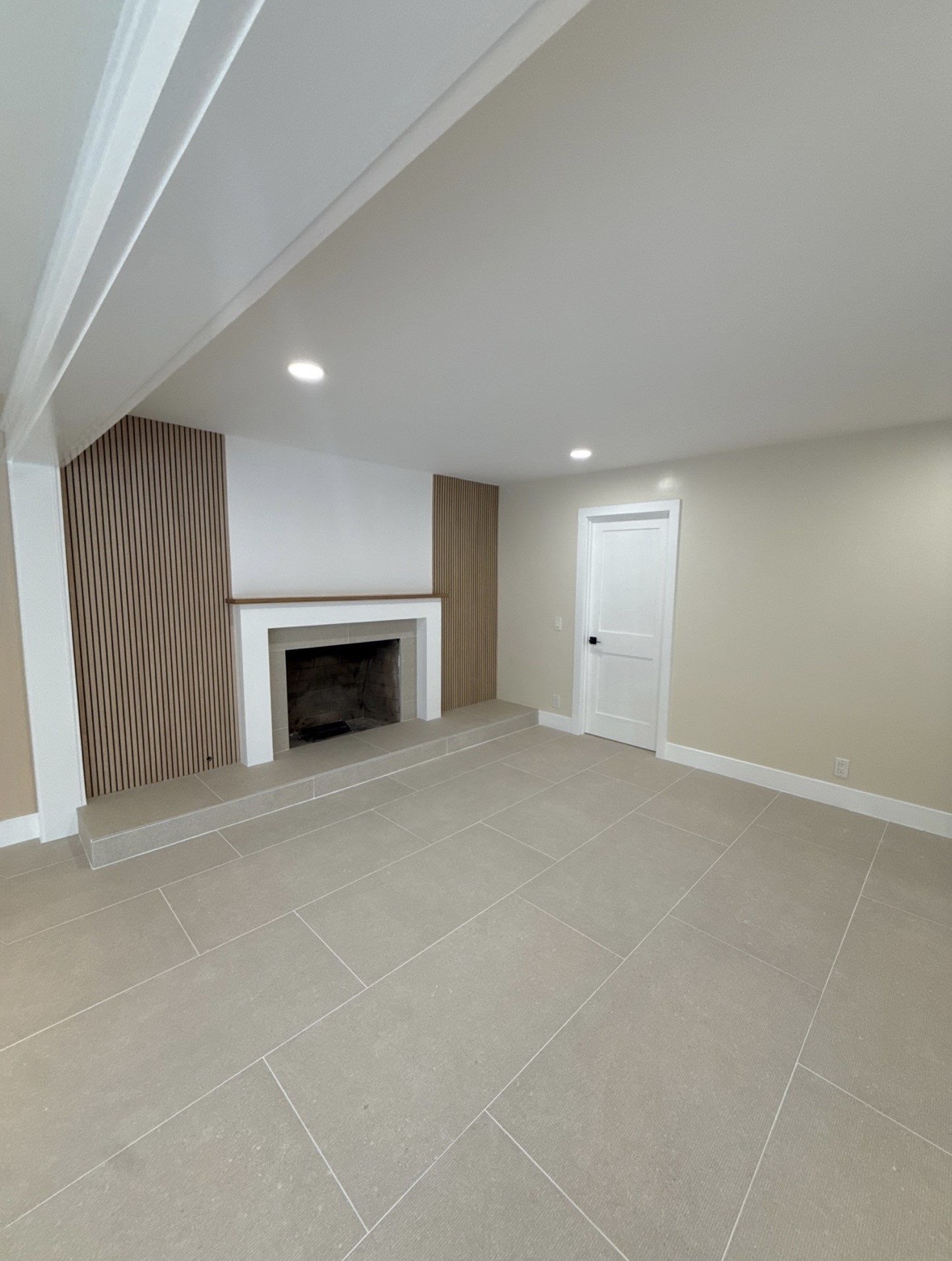 Carlton Handyman Services, TV Mounting in Lake Elsinore, CA - photo 5