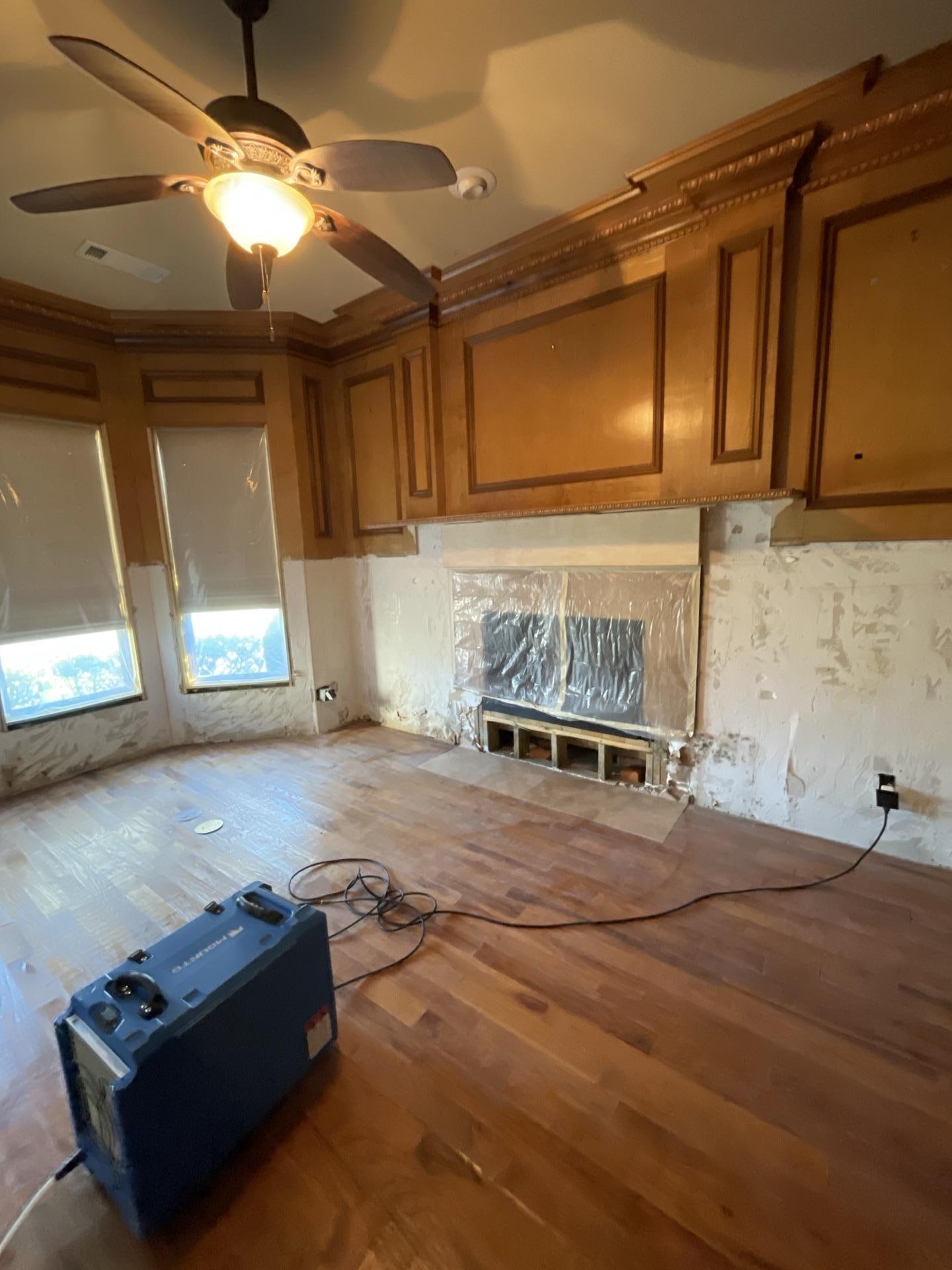 Firewater Damage Restoration, Water Damage Cleanup and Restoration in Garland, TX - photo 4