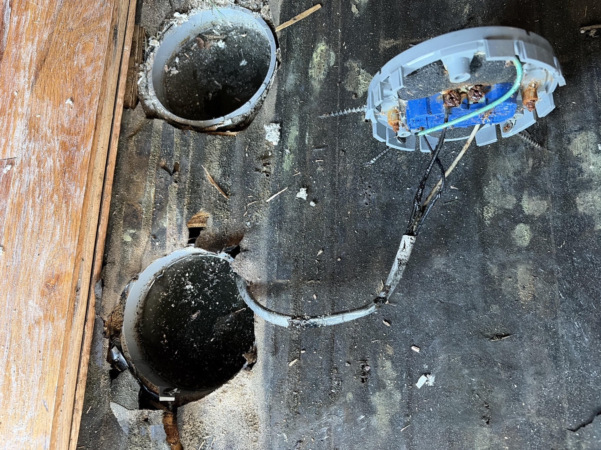 Firewater Damage Restoration, Water Damage Cleanup and Restoration in Garland, TX - photo 6