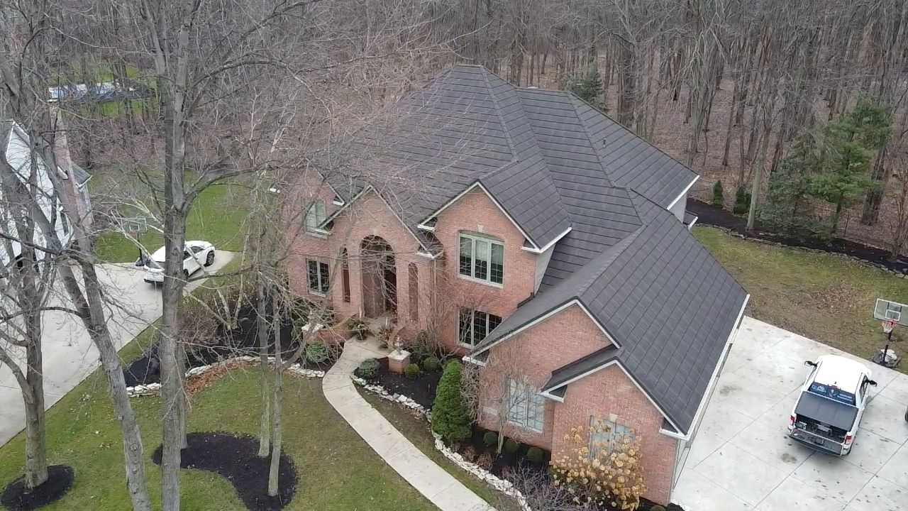 Pally Roofing, Christmas Light Installation in Garrettsville, OH - photo 2