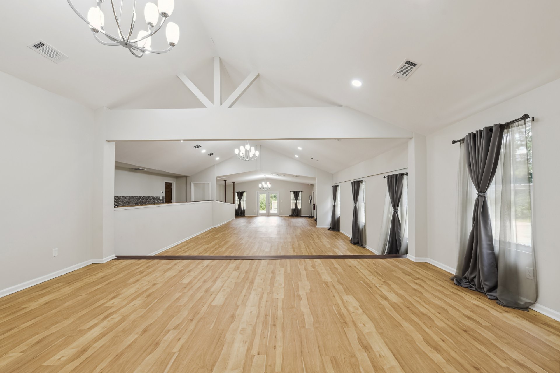 D7 Lounge, Wedding and Event Venue Rental in Stone Mountain, GA - photo 1