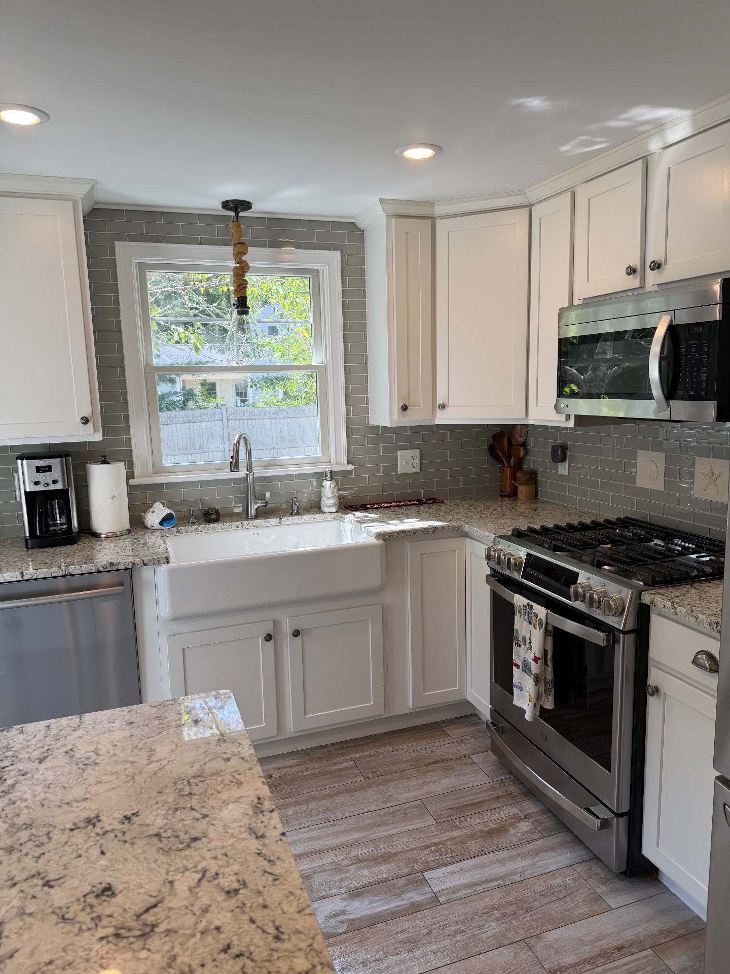 Coastal Shine Cleaning, House Cleaning in Fort Myers, FL - photo 7