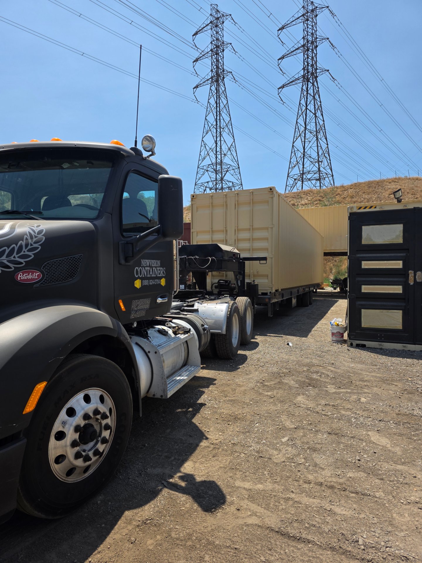 Newvision Transports & Containers, Vehicle Towing Services in Beaumont, CA - photo 5