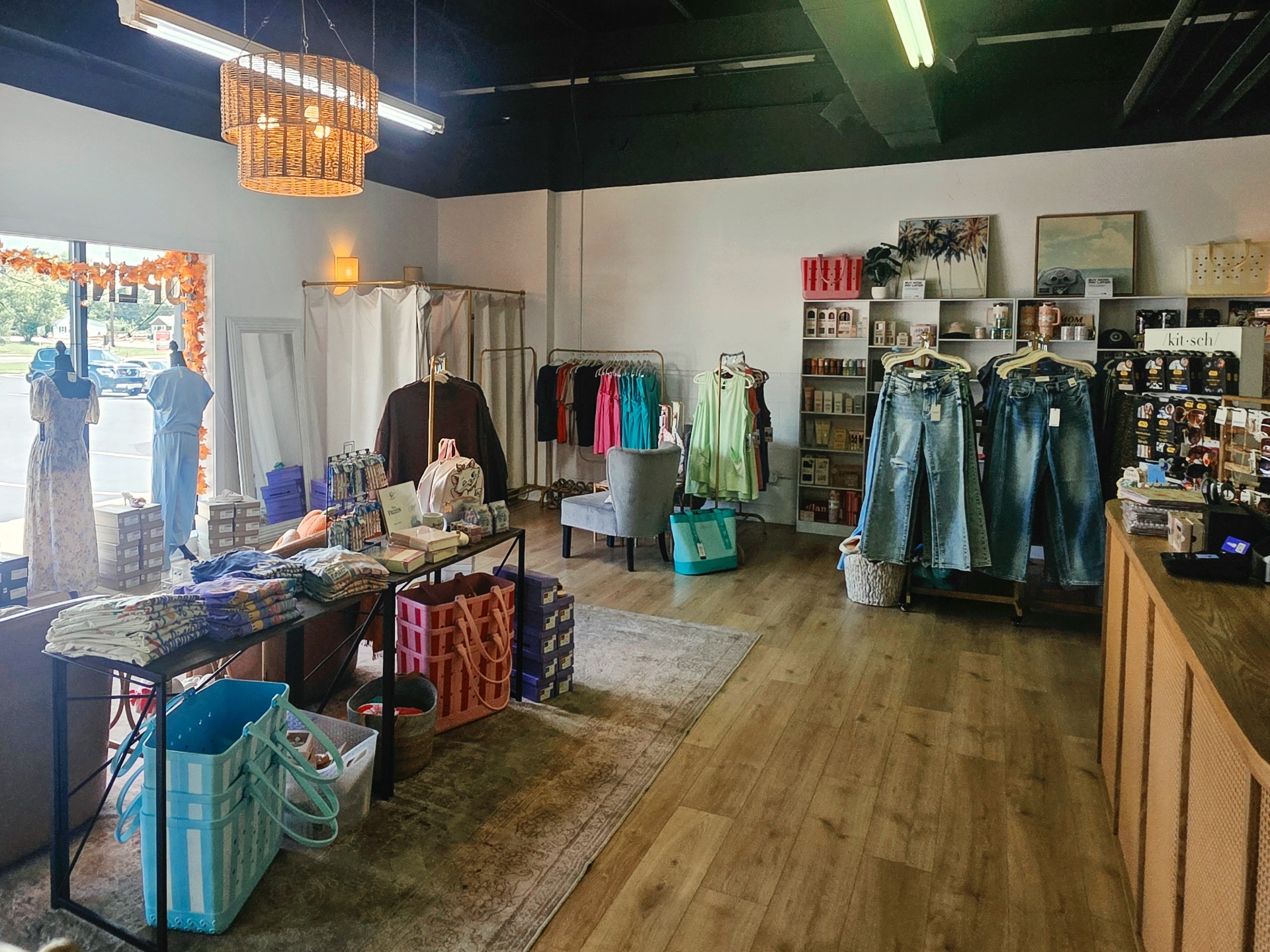 Southern Shores, Christian Clothing in Waynesboro, VA - photo 2