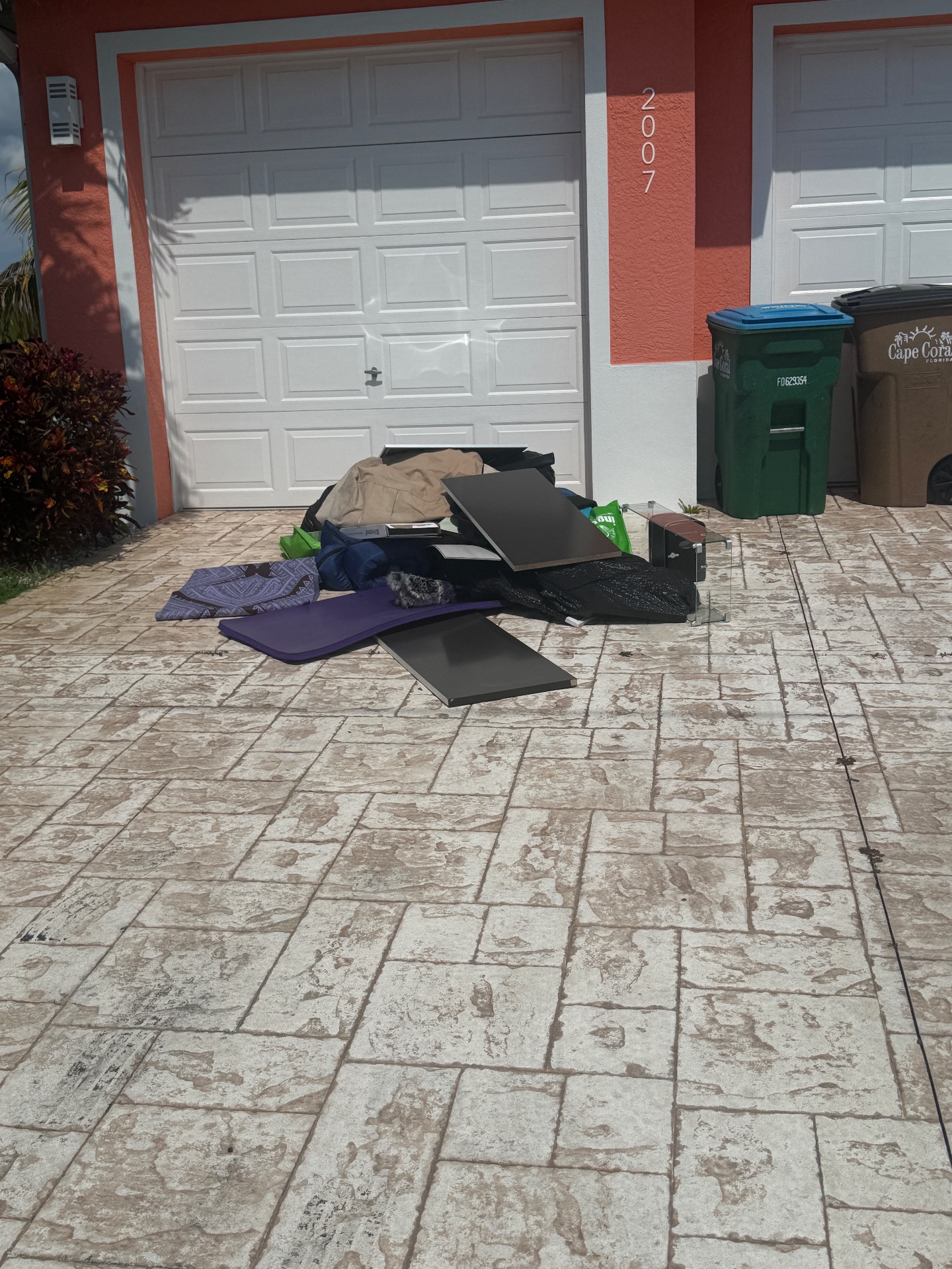 Crown Junk Removal & Hauling SWFL, Residential Junk Removal in Immokalee, FL - photo 1